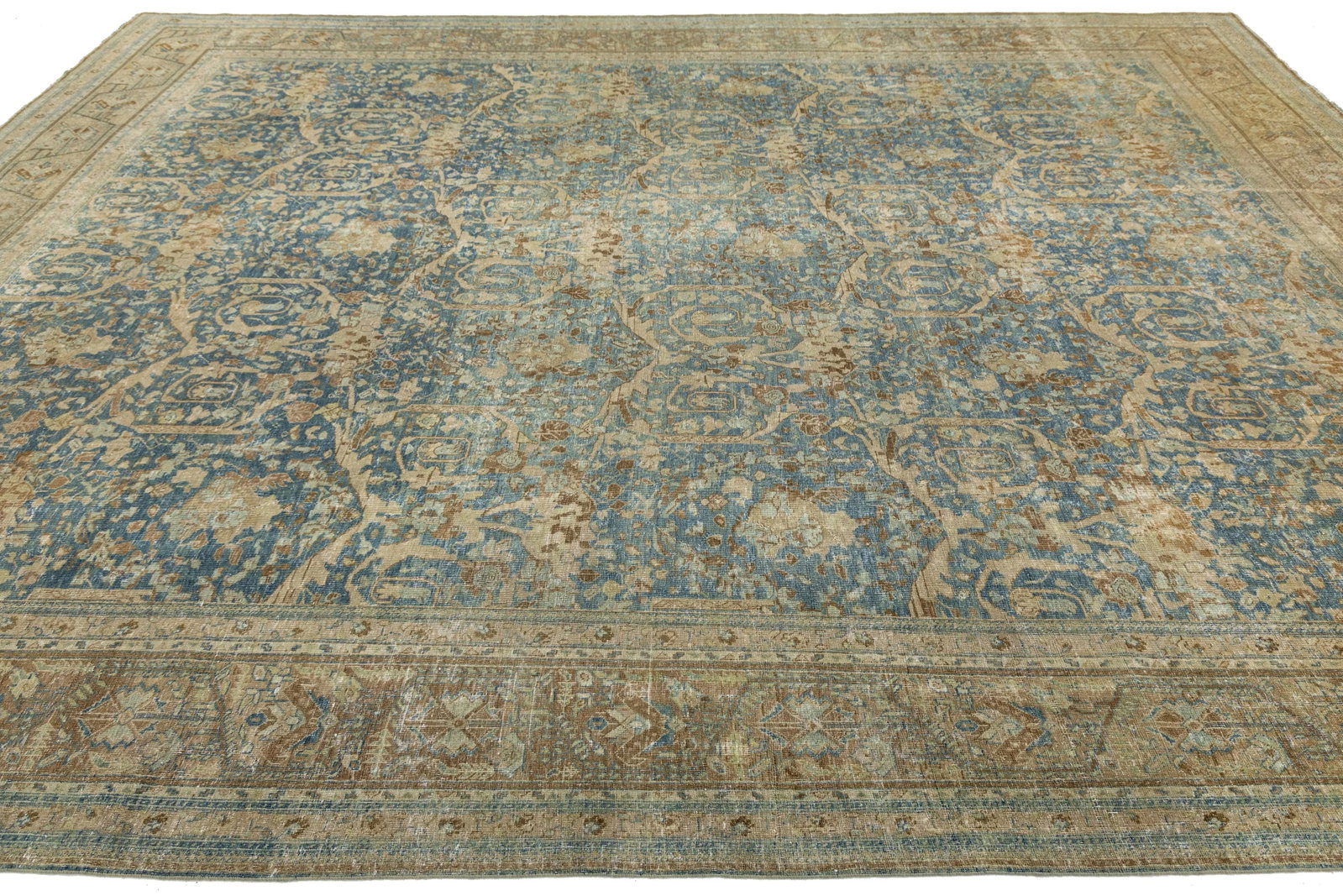 Floral Designed Handmade Mahal Wool Rug in Blue From the 1900s - 9