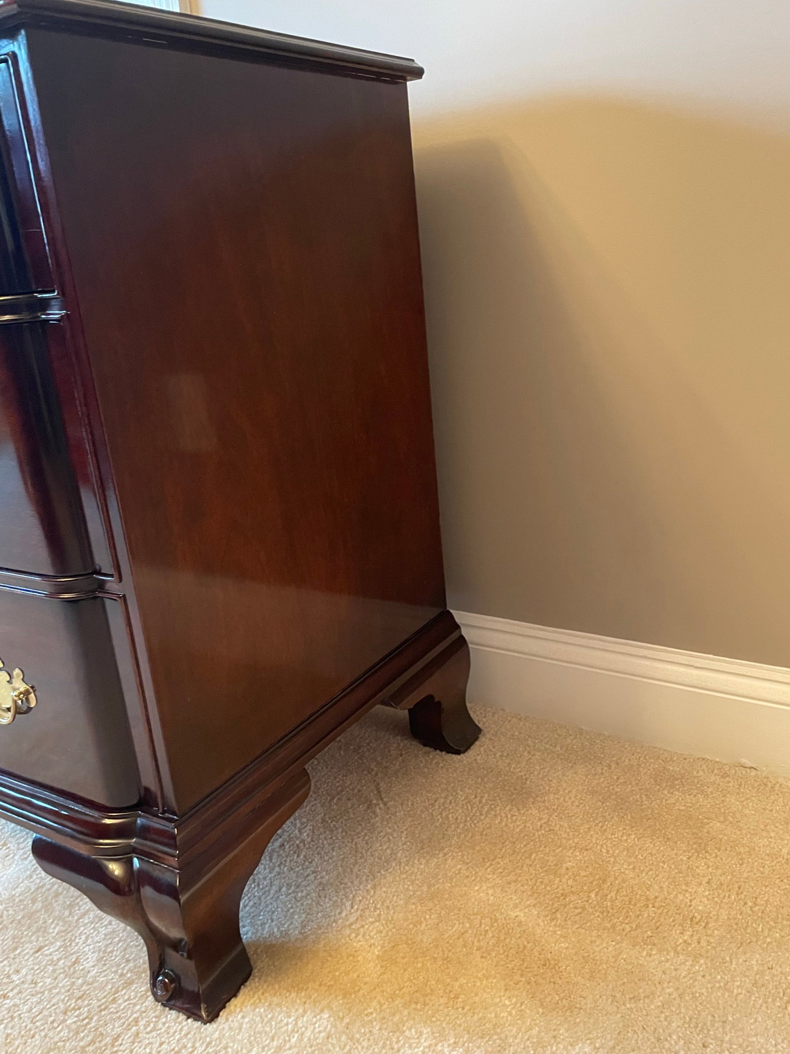 1990s Kindel Boxed Front Chippendale Mahogany Long Dresser. - 11