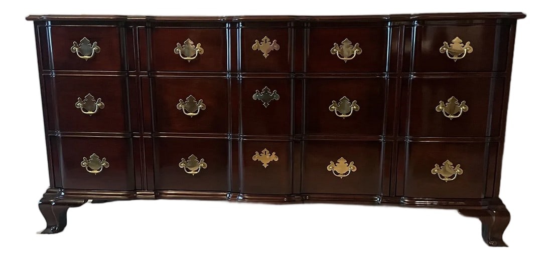 1990s Kindel Boxed Front Chippendale Mahogany Long Dresser.: Beautiful vintage Kindel Chippendale boxed front long mahogany nine draw dresser with brass hardware. High sheen finish. Includes a protective glass top to insure no damage to the top surface. The
