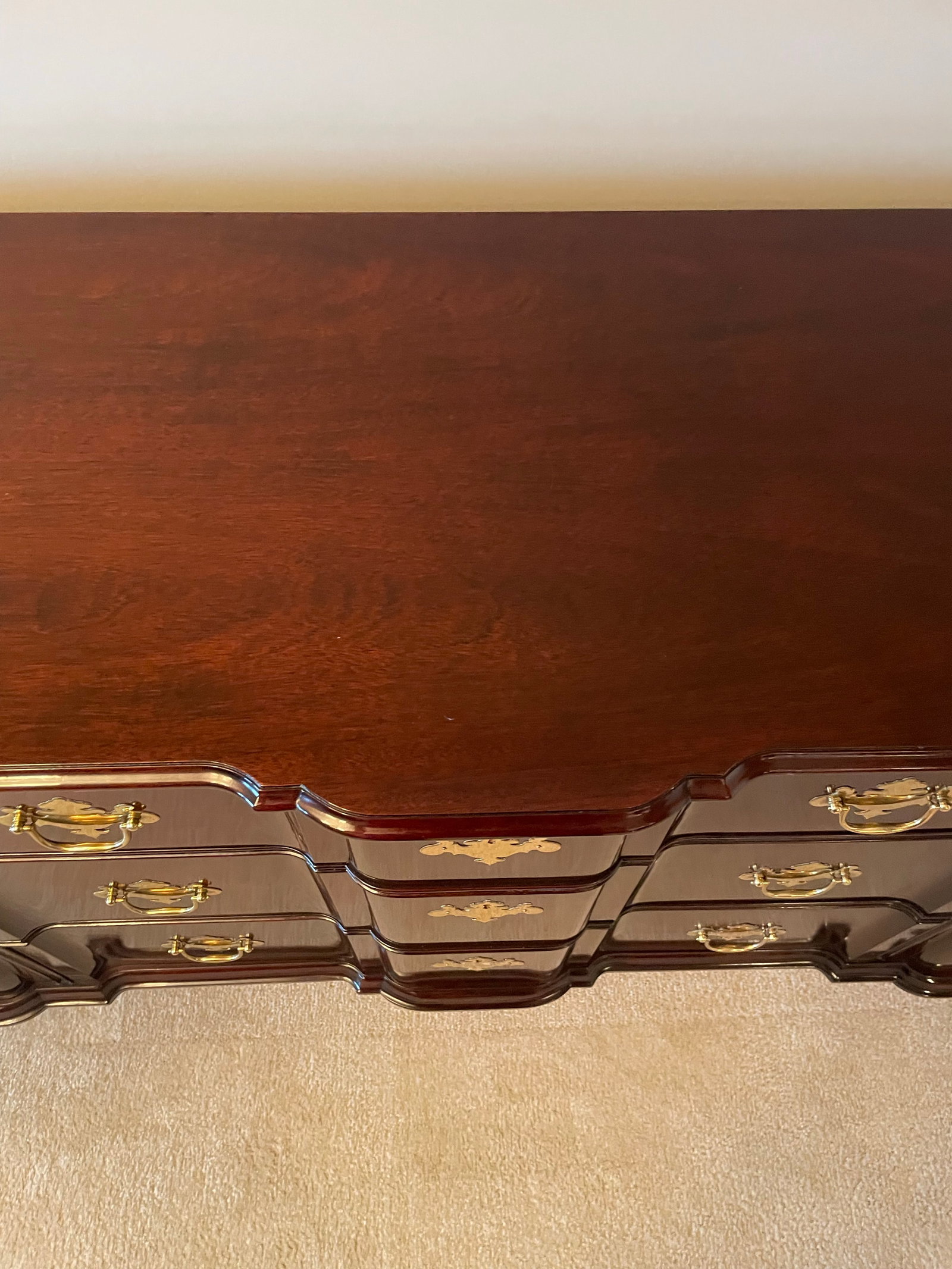 1990s Kindel Boxed Front Chippendale Mahogany Long Dresser. - 2