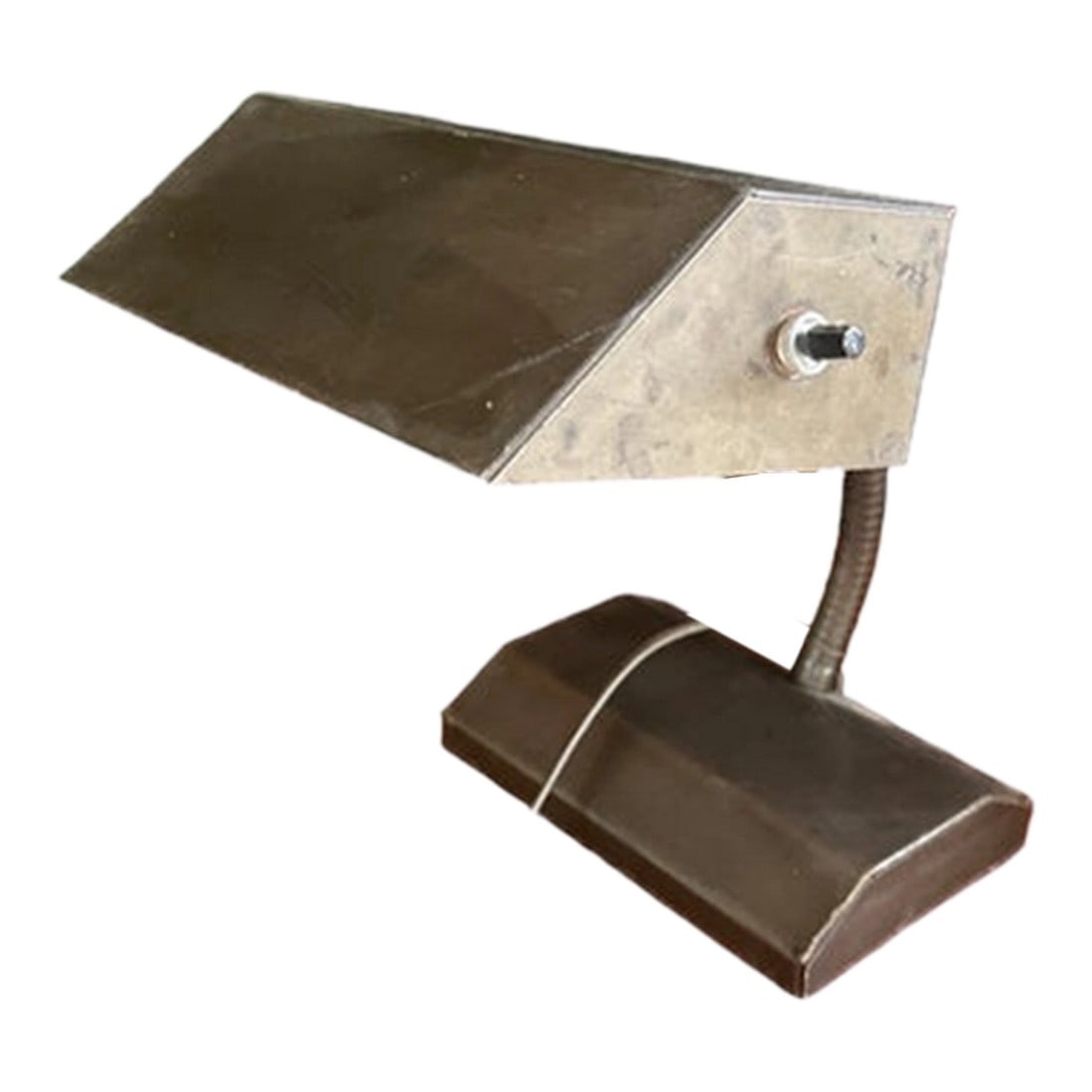 Vintage 1970s MCM Industrial Task Lighting Desk Lamp: Up for consideration is a beautiful vintage 1970s Mid-Century Modern Industrial style task lighting desk lamp. This is such a lovely piece that would look perfect in your home, and it is a great