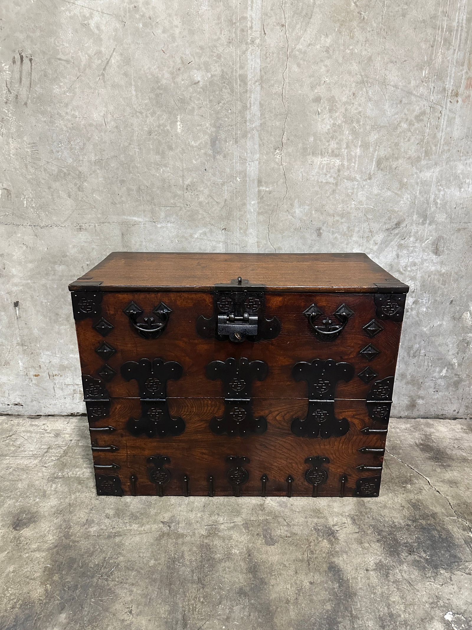 Antique Japanese Tansu Chest Two-Section Drawer Chest Iron Hardware - 2