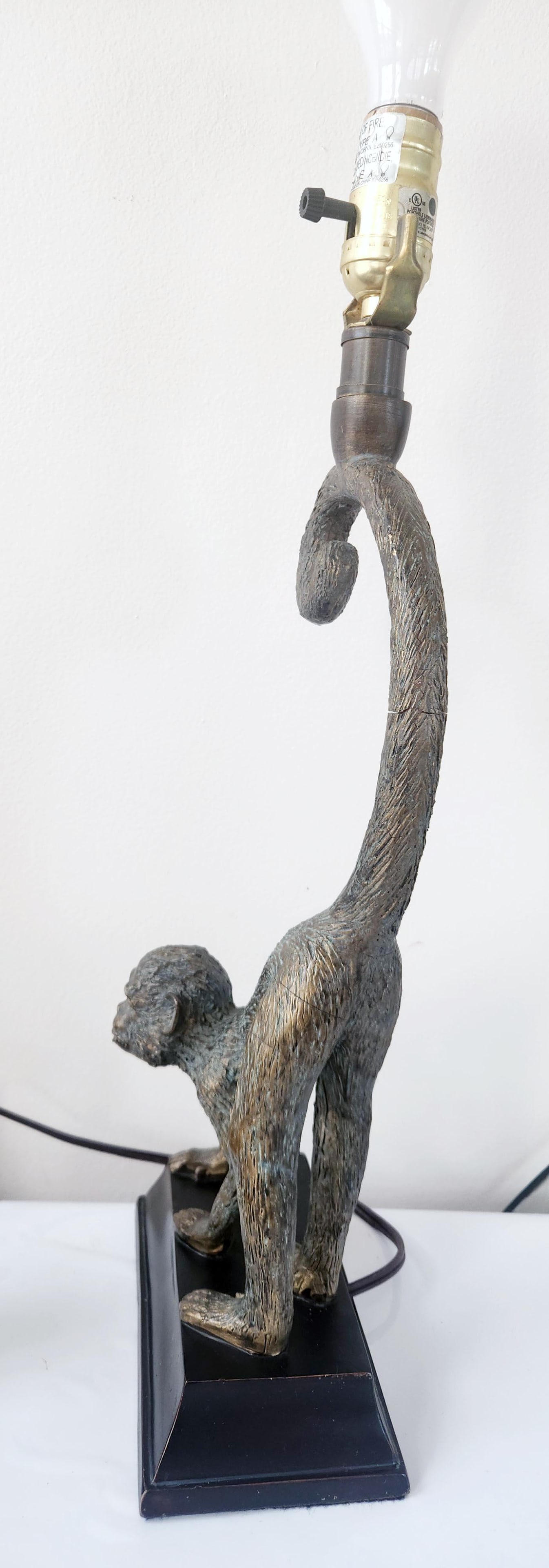 Vintage 1980's Monkey Lamp, Bronze Patinated Metal – Sculptural Hollywood Regency Accent - 5