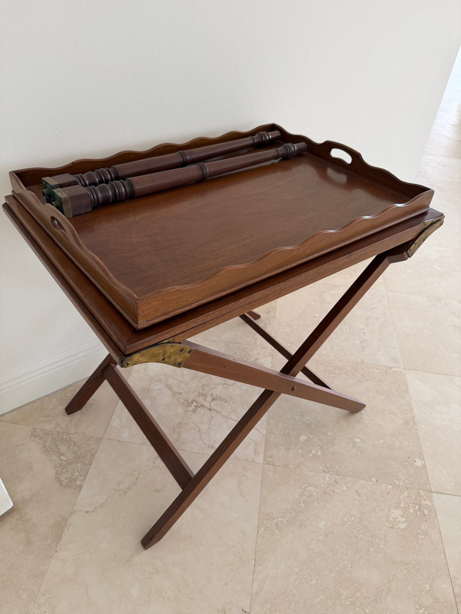 Late 20th Century British Colonial Style Mahogany Folding Tray Table With Brass Hardware - 2
