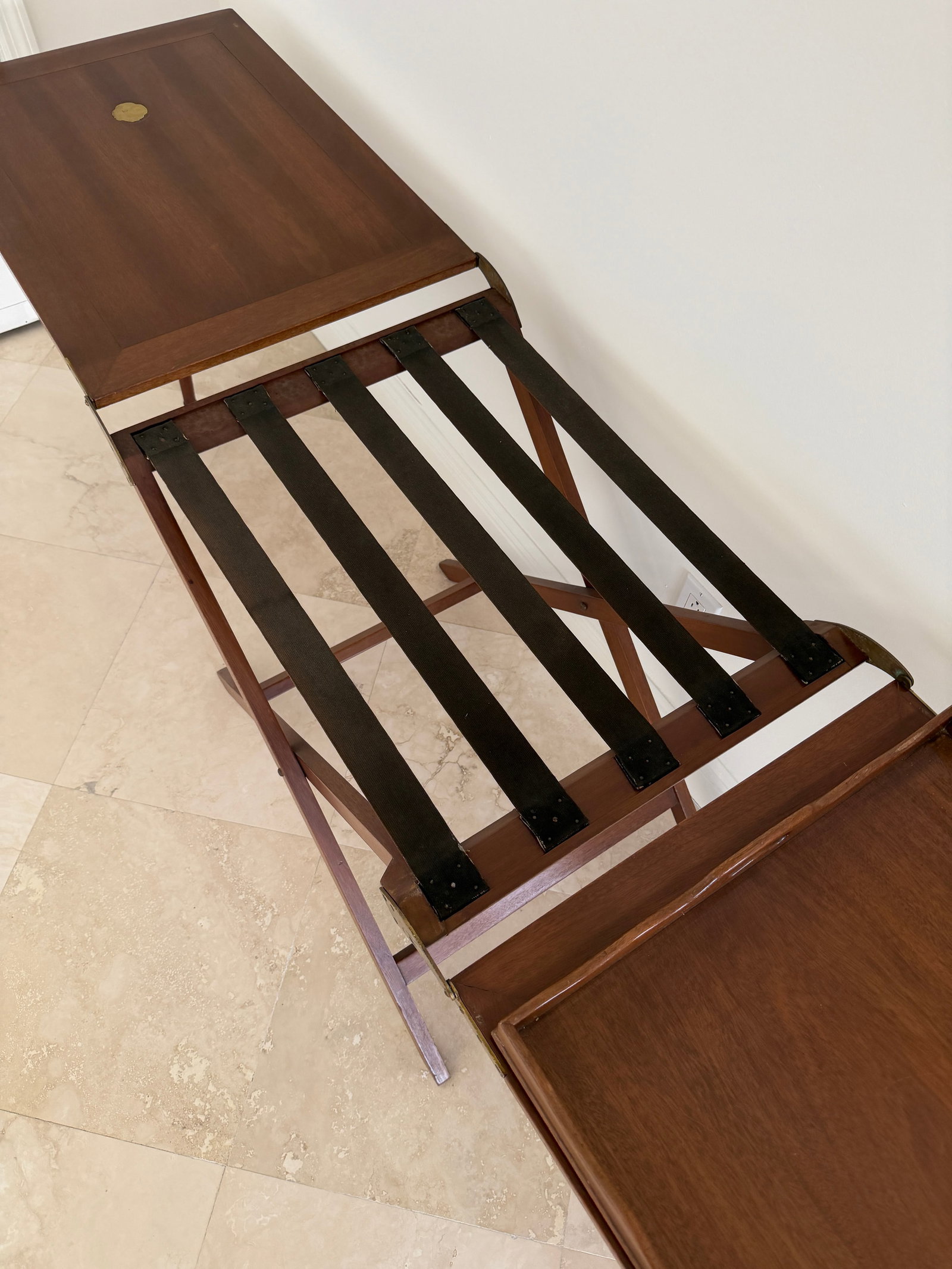 Late 20th Century British Colonial Style Mahogany Folding Tray Table With Brass Hardware - 3