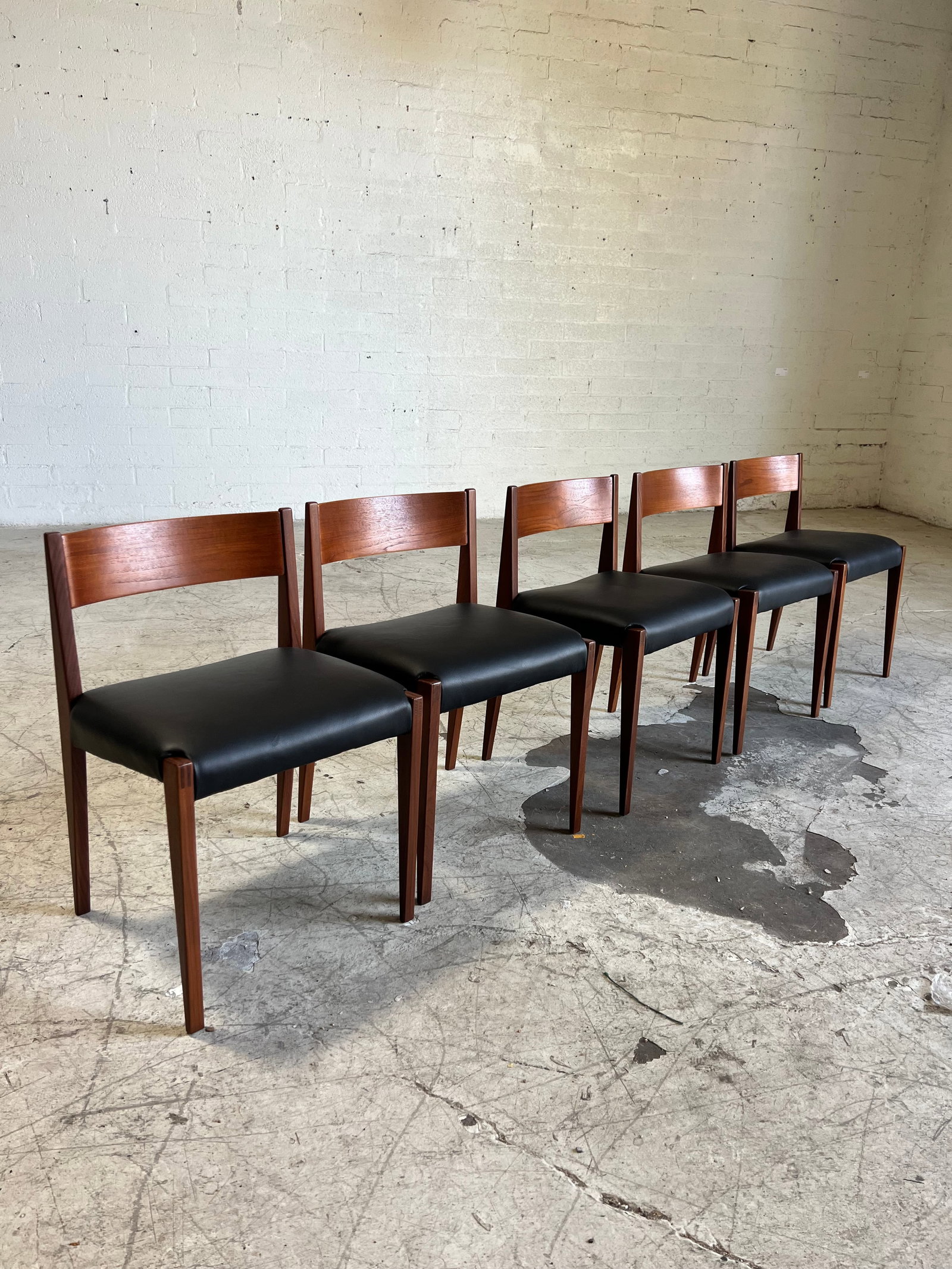 Mid Century Danish Teak and Black Leather Dining Chairs - Set of 5 - 4