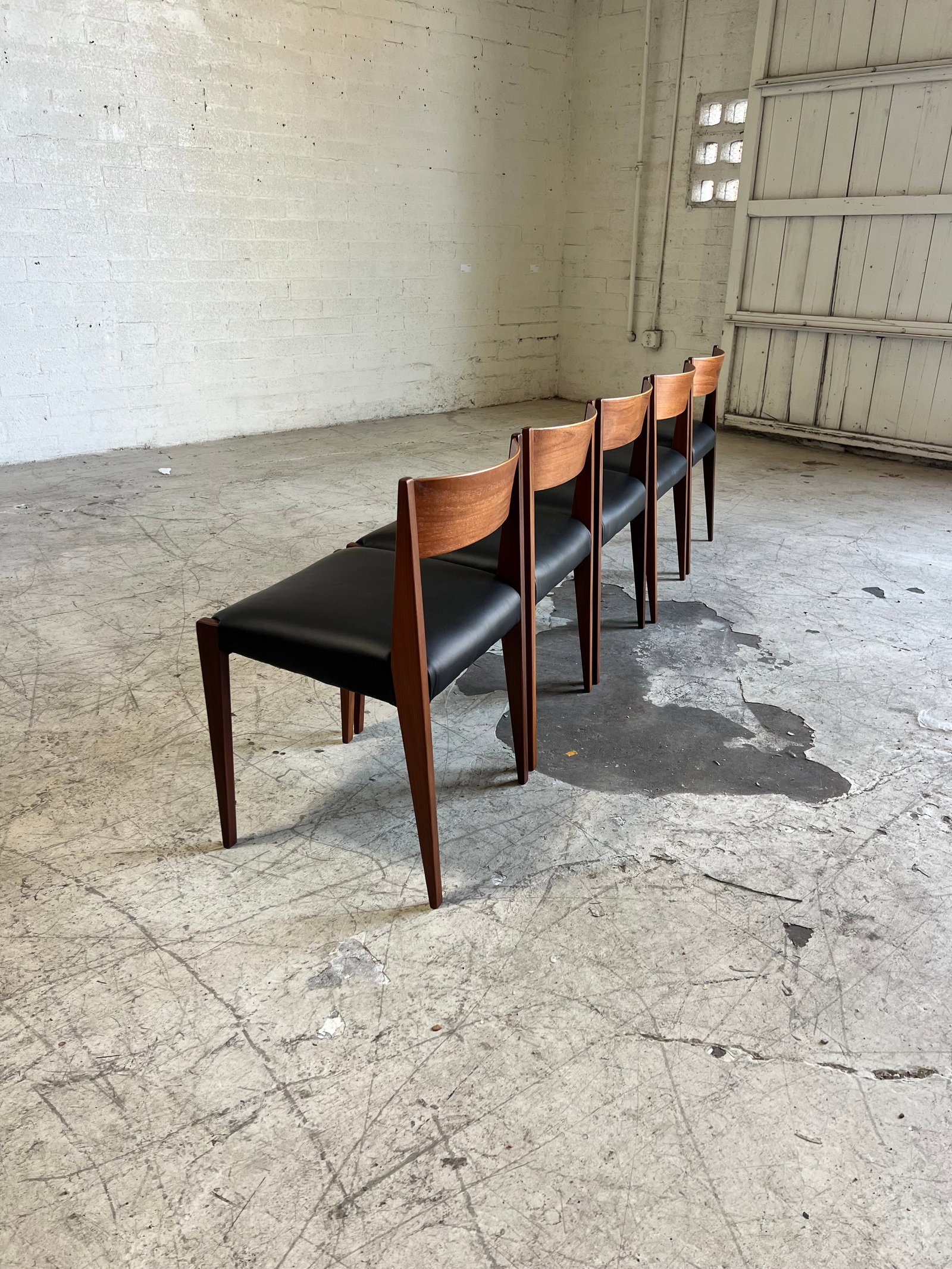 Mid Century Danish Teak and Black Leather Dining Chairs - Set of 5 - 6