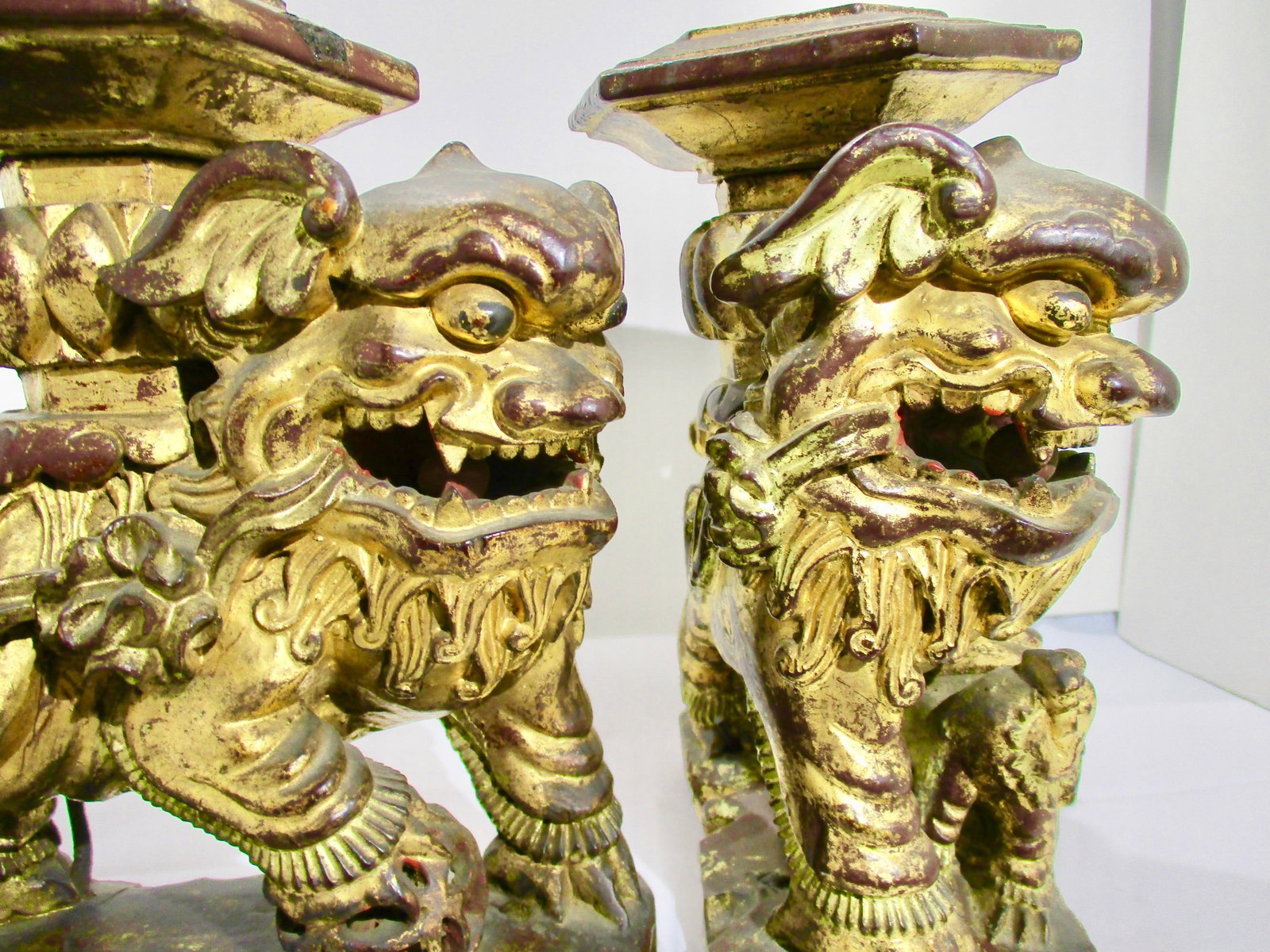 Chinese Gilt Foo Dogs Candle Stands 19th Century - A Pair of 2 - 7