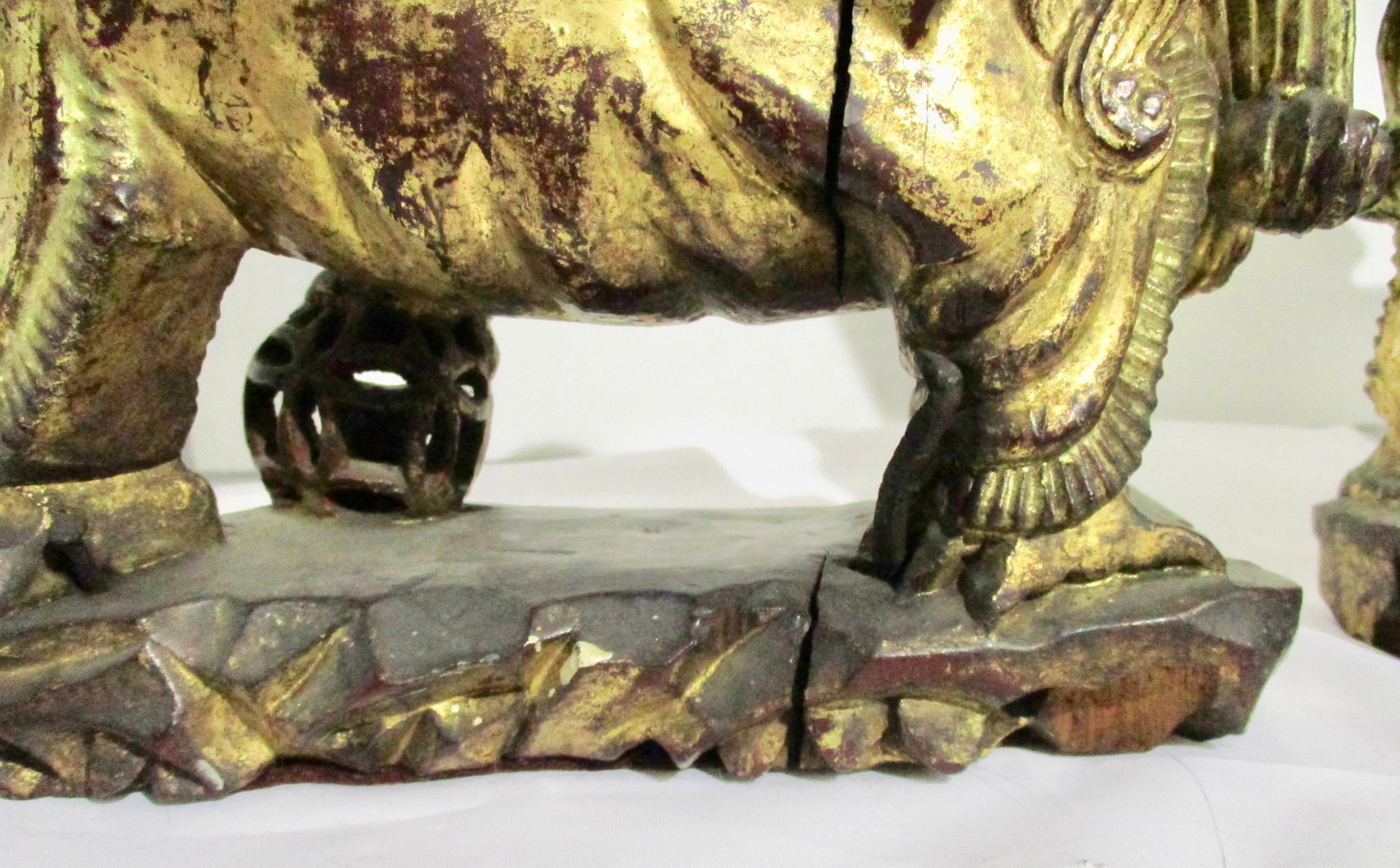 Chinese Gilt Foo Dogs Candle Stands 19th Century - A Pair of 2 - 8