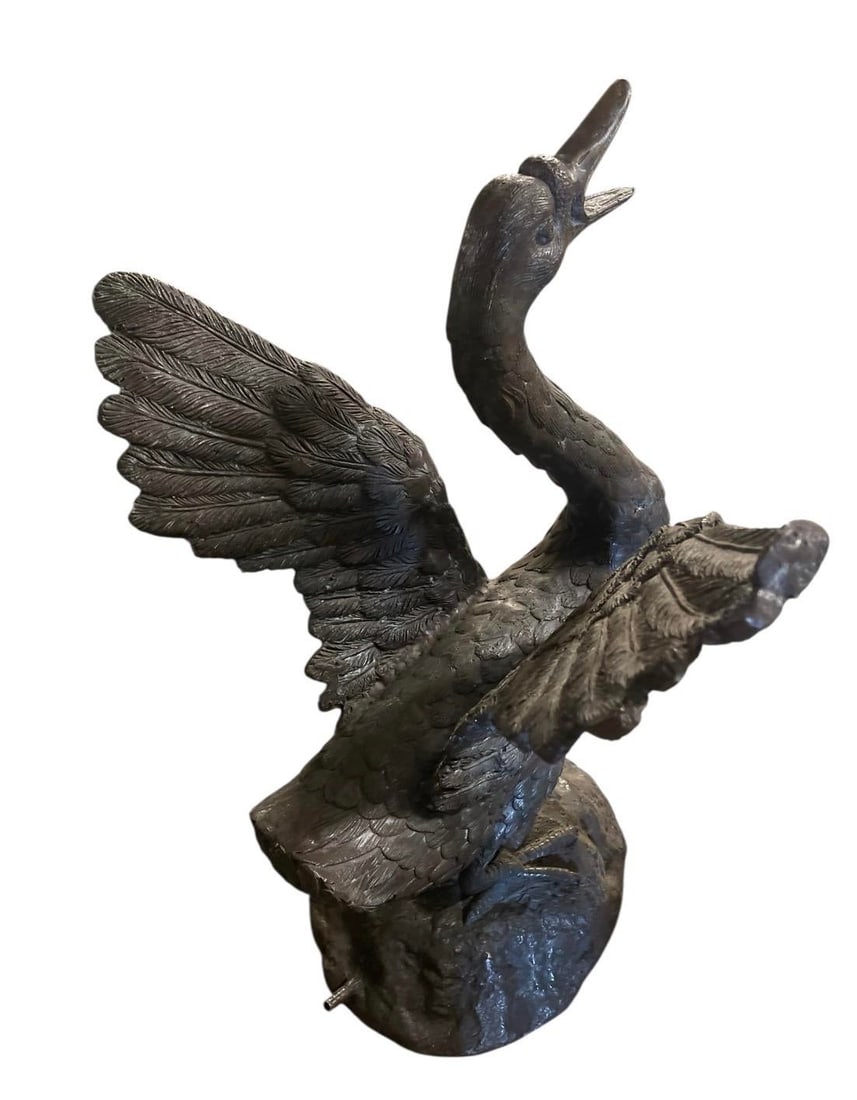 Vintage Bronze Swan Garden Fountain - 4