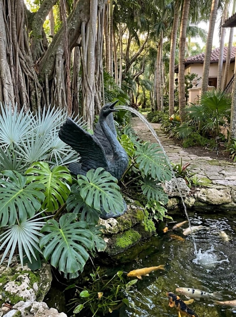 Vintage Bronze Swan Garden Fountain - 8