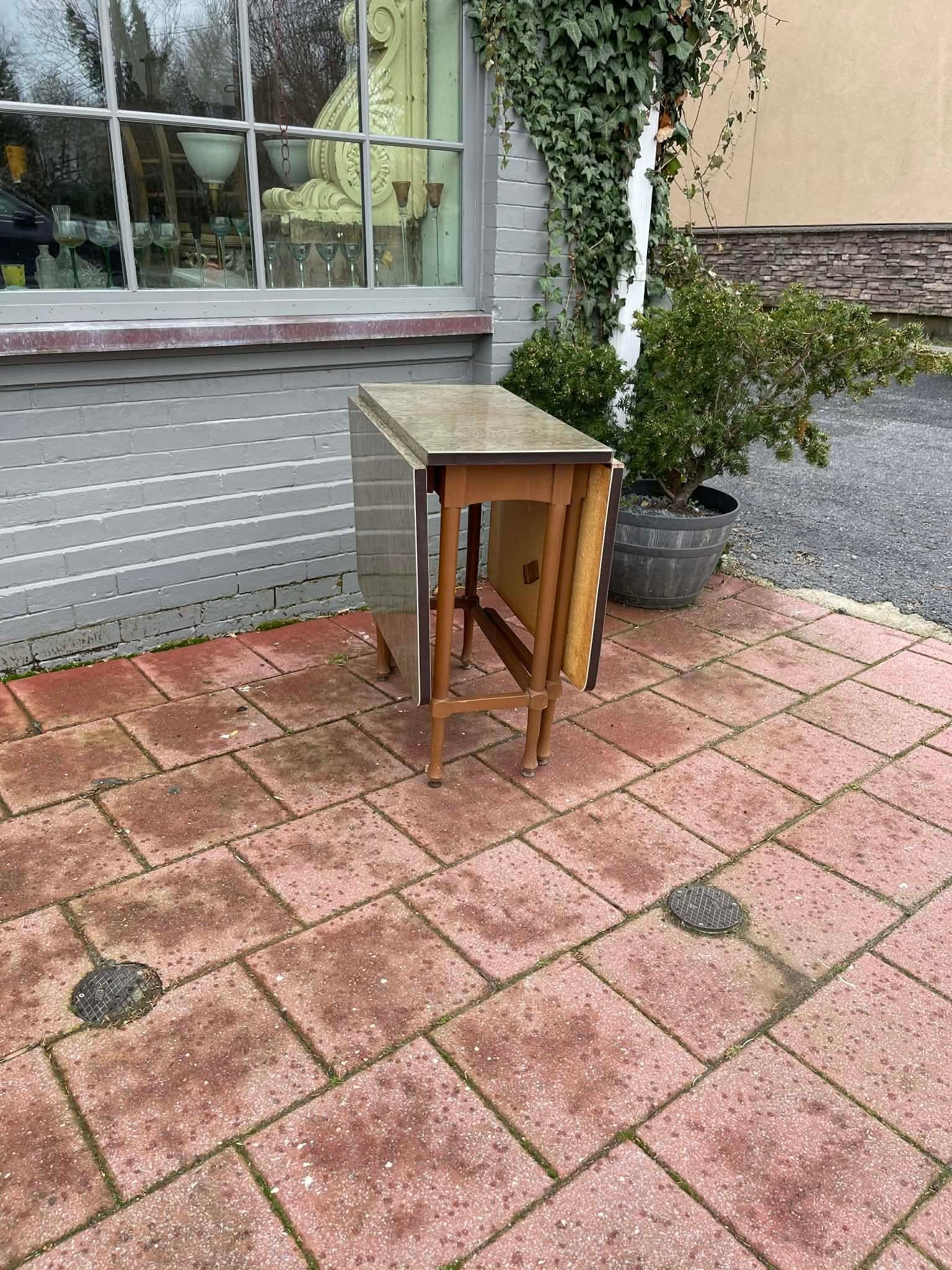 English Gateleg Formica Dining Table - 8