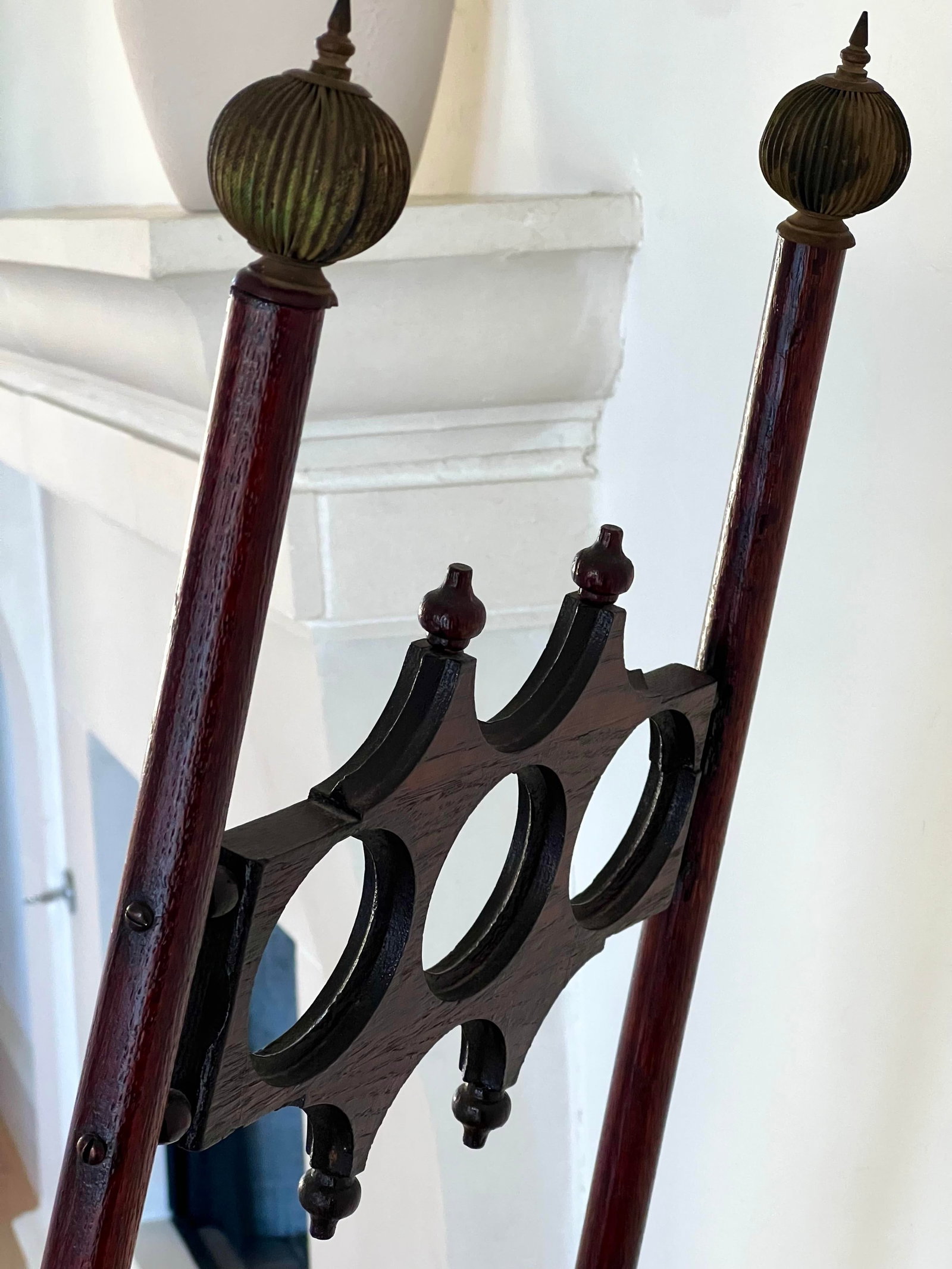 Exquisite Antique Eastlake Stick & Ball Easel, Sculptural Folding Artist Display Stand, Late Victori - 4