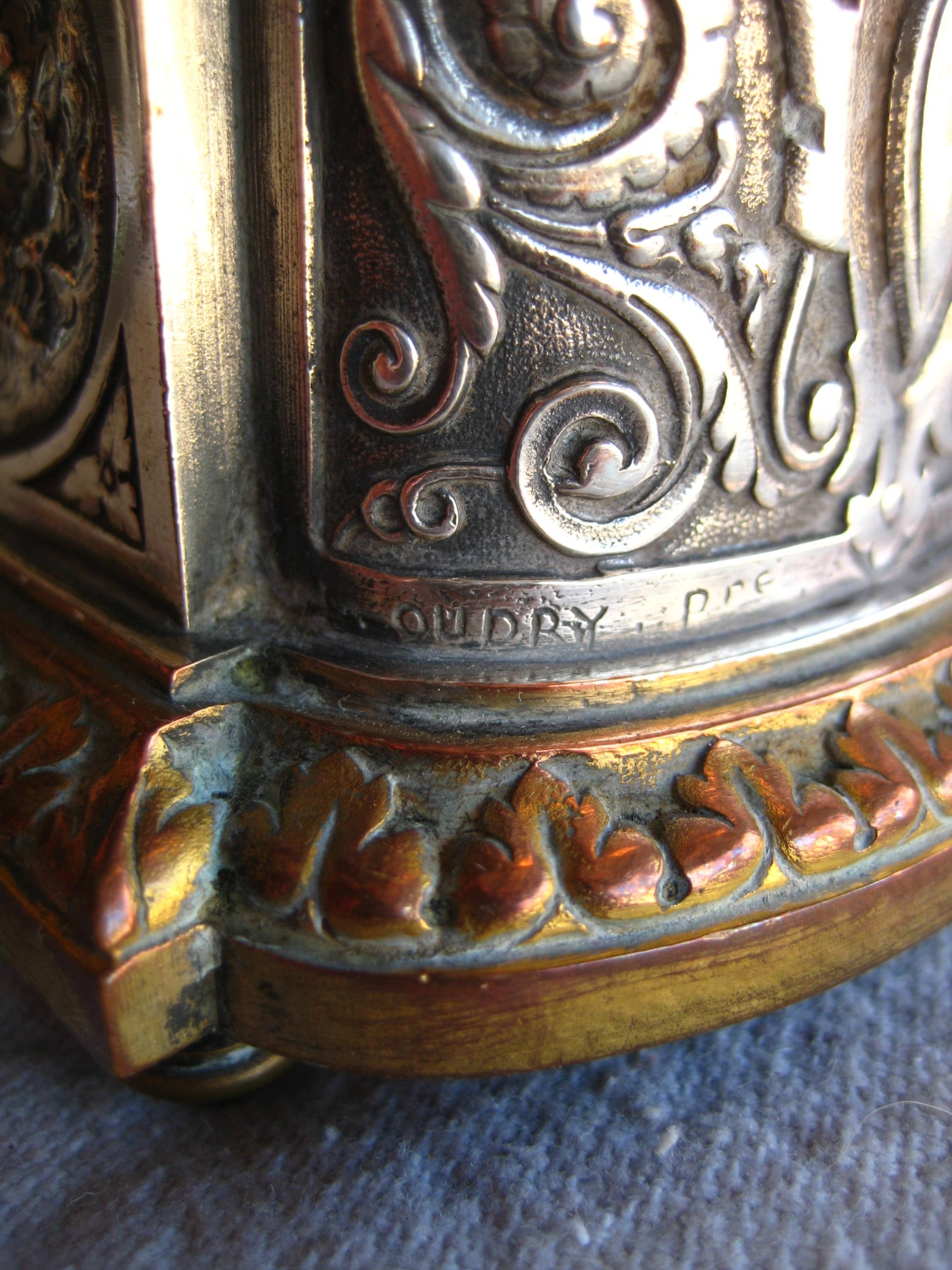 Mid 18th Century French Napoleon III Silver Plate Jewelry Box - 10