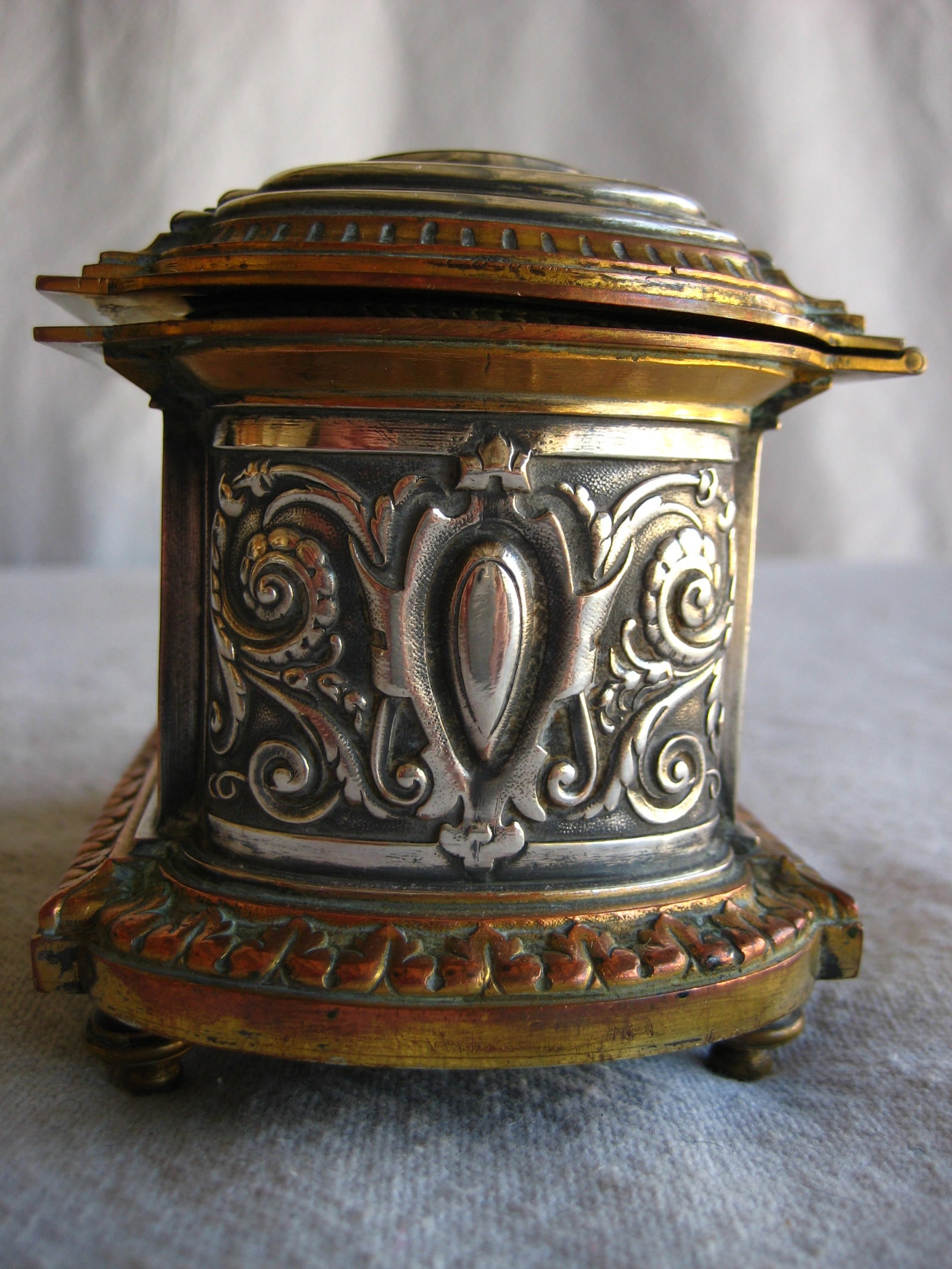 Mid 18th Century French Napoleon III Silver Plate Jewelry Box - 9