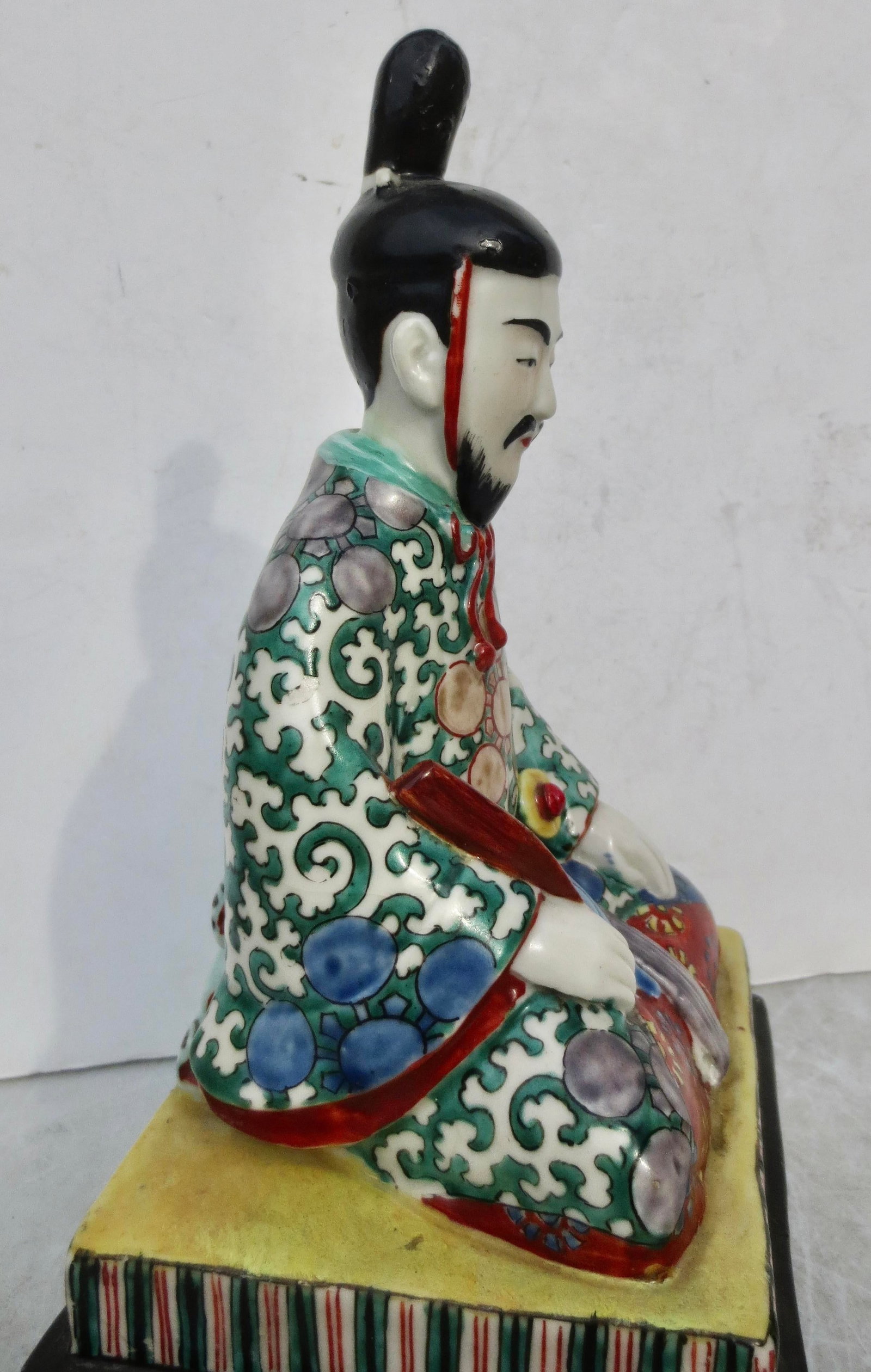 Antique Japanese Kutani Ceramic Figure - 6
