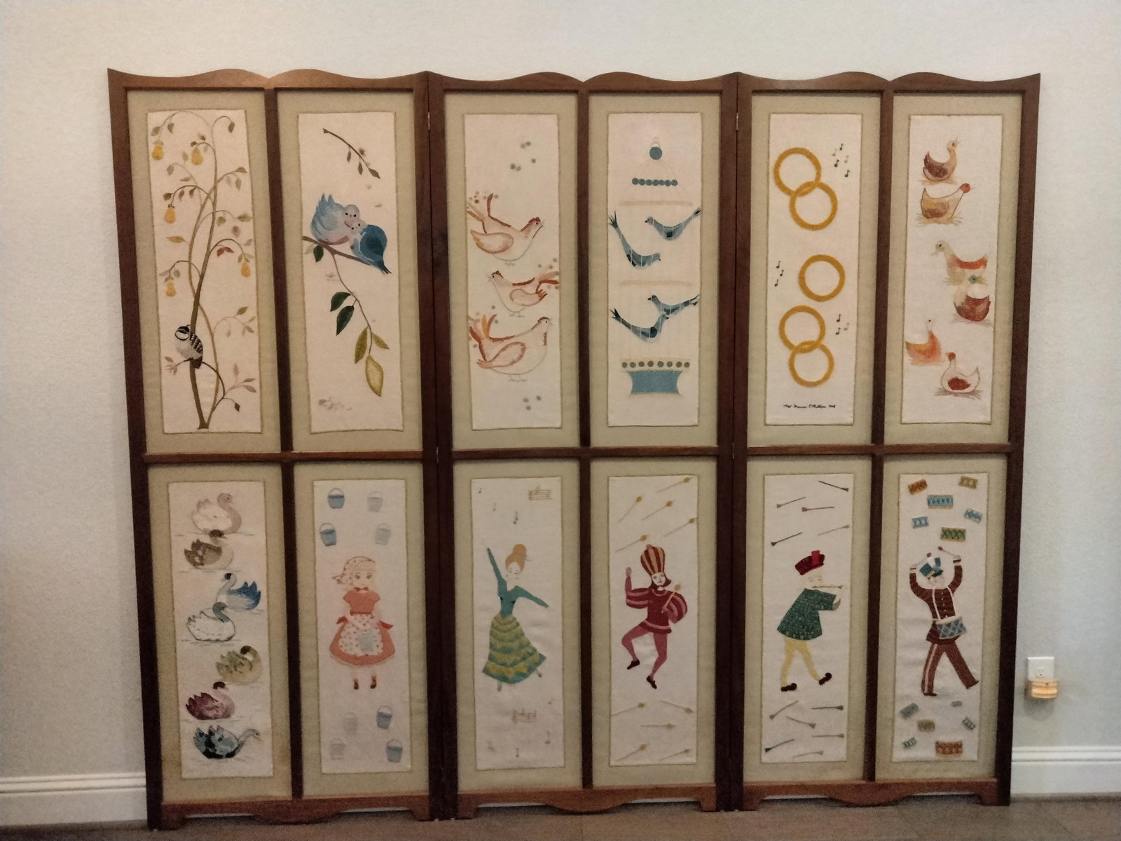 12 Days of Christmas Standing Floor Screen Handcrafted Vintage 1960s - 2