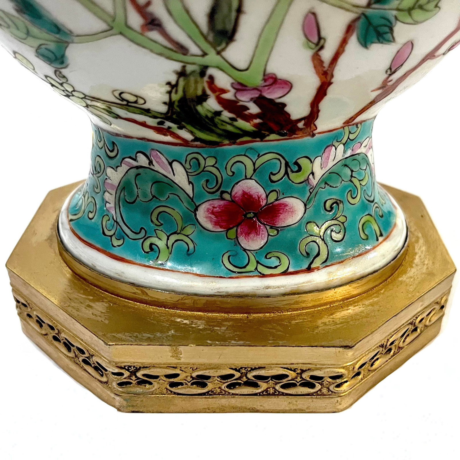1920's Chinese Famille Rose Porcelain Vase Table Lamp - Newly Rewired - 5