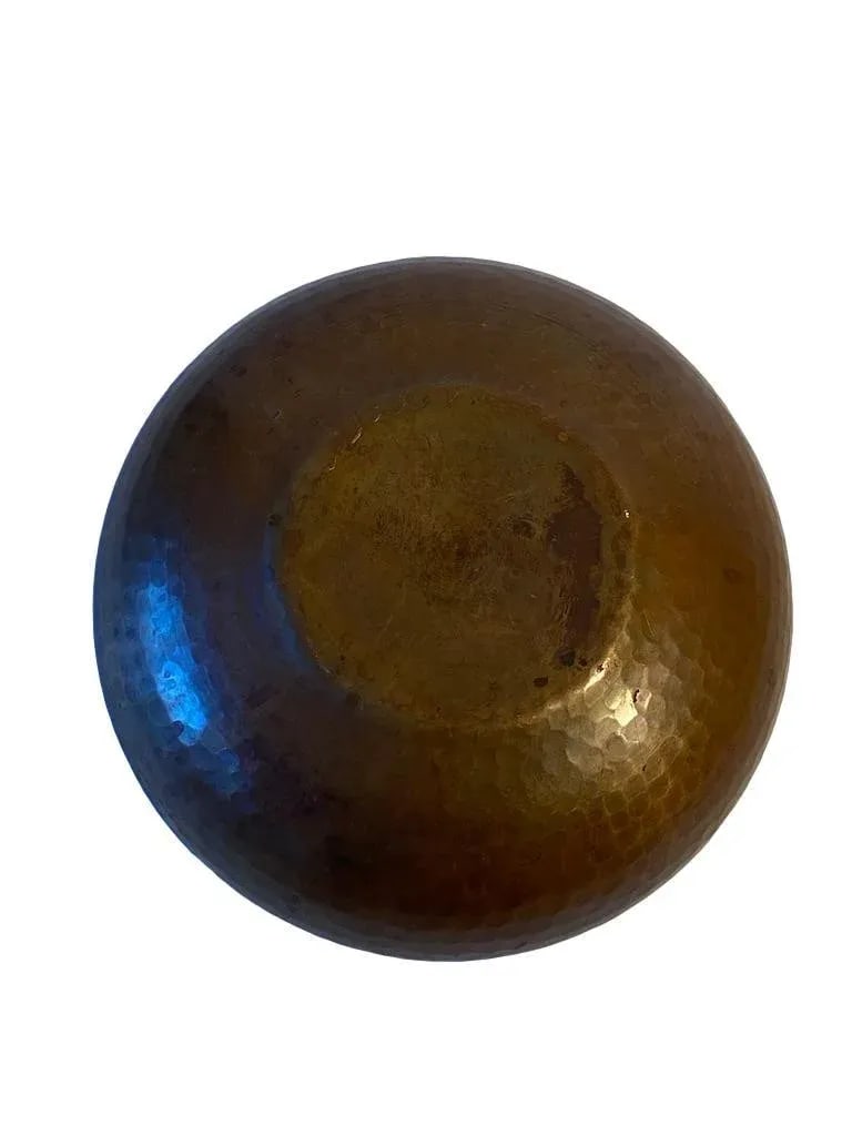 1945 Arts & Crafts-Style Armenac Hairenian Hammered Copper Scalloped Bowl - 4