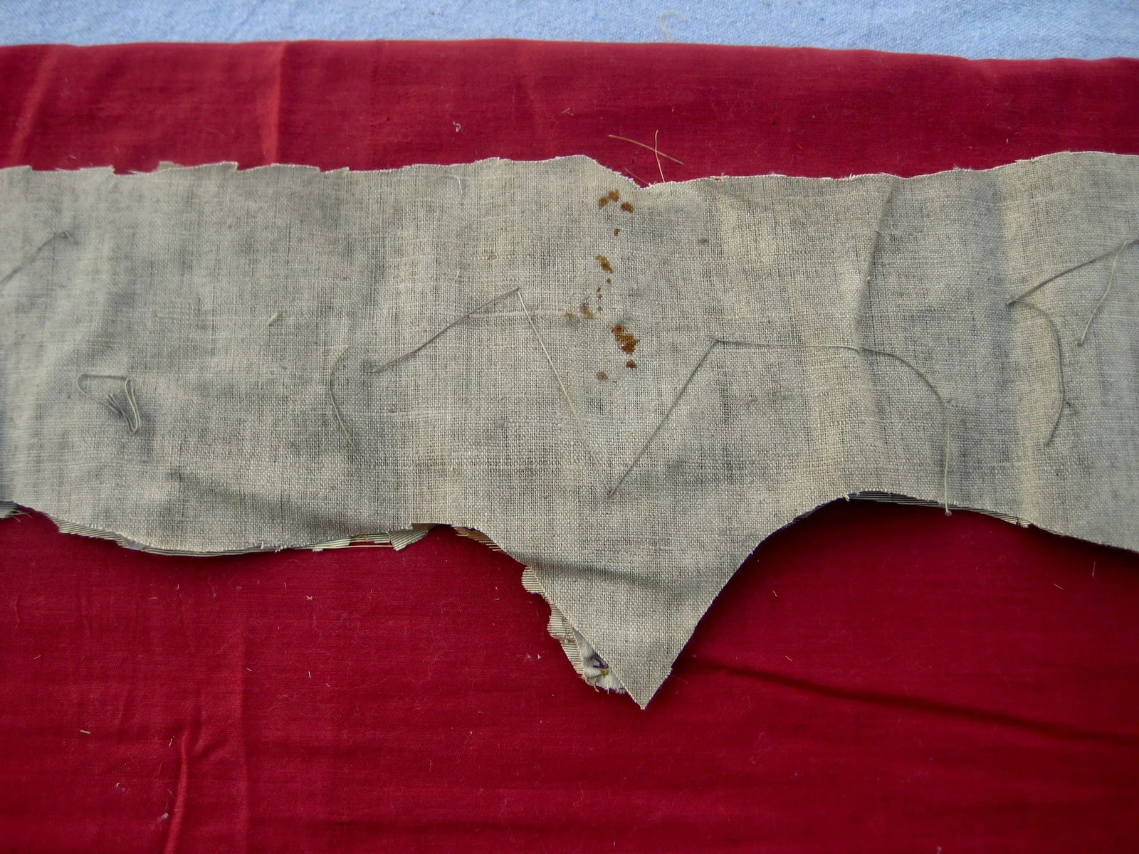Antique Gold Embroidery Fragment Garland of Roses - 8