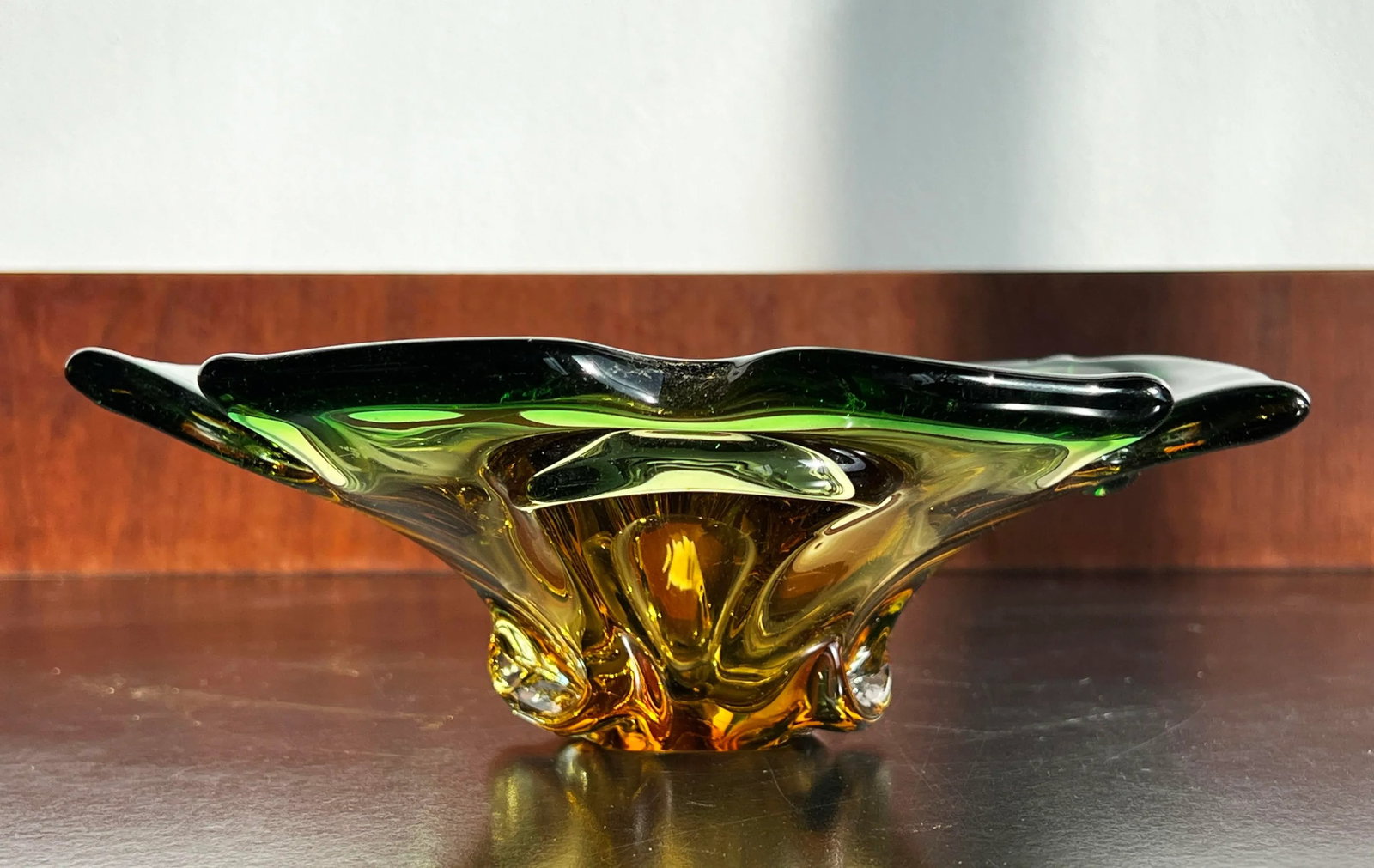 Vintage Mid Century Modern Italian Murano Art Glass Sommerso Bowl / Catchall - 2