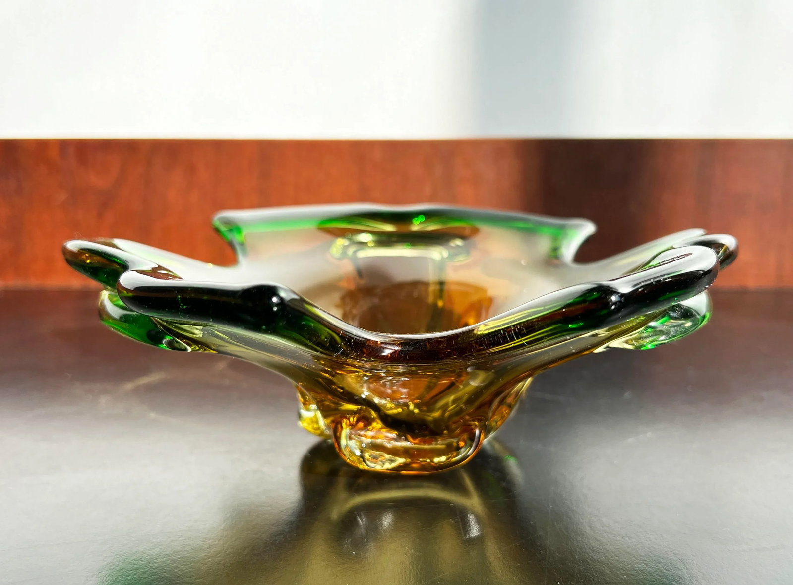 Vintage Mid Century Modern Italian Murano Art Glass Sommerso Bowl / Catchall - 5