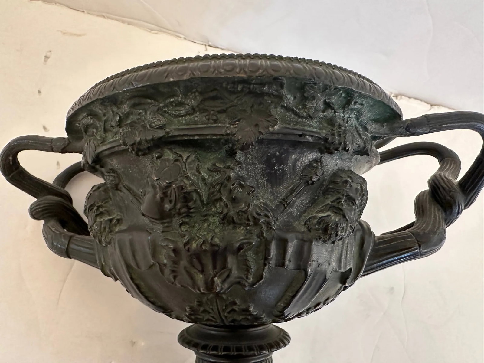 Grand Tour Italian Neoclassical Patinated Bronze Urn Warwick Vase - 4