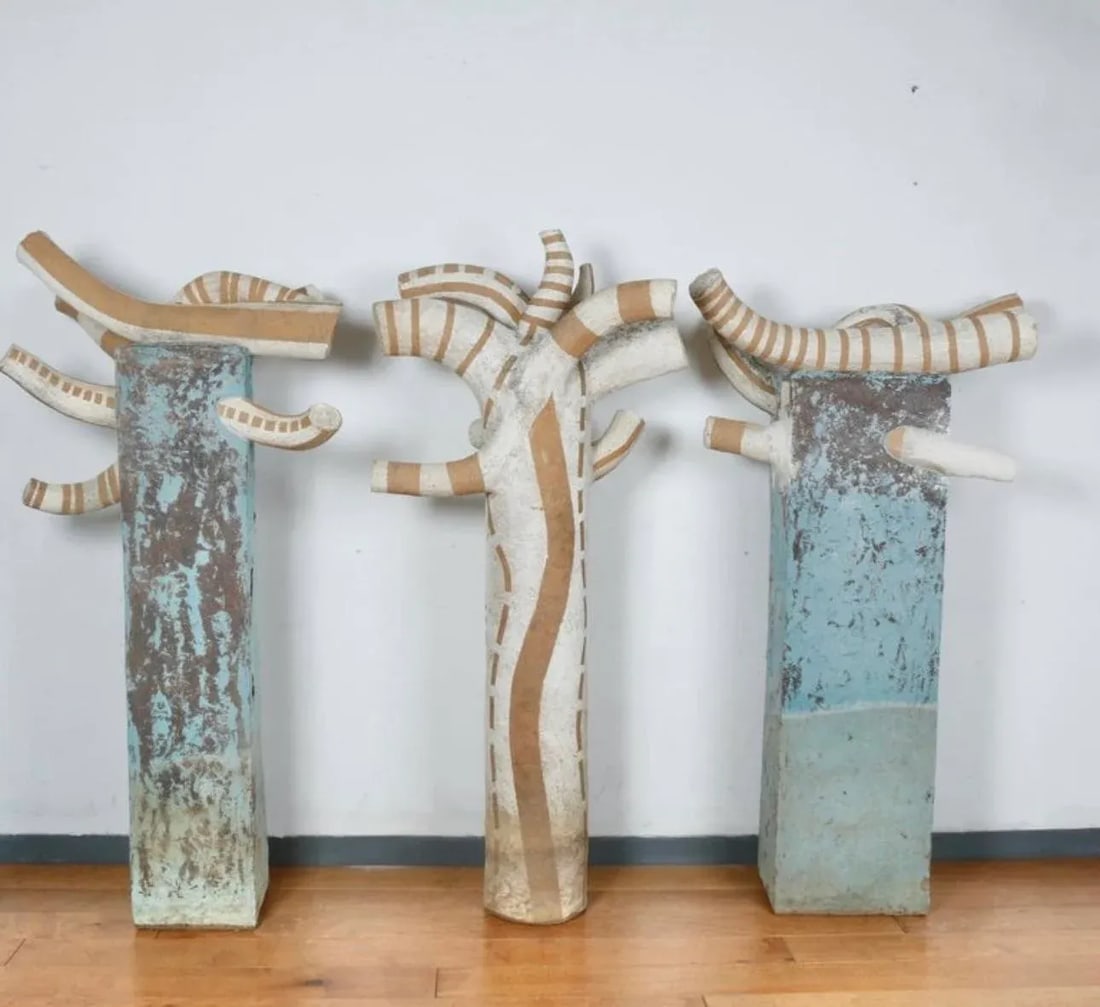 Large Concrete Vintage Set of 3 Outdoor Pedestal Decor - 3