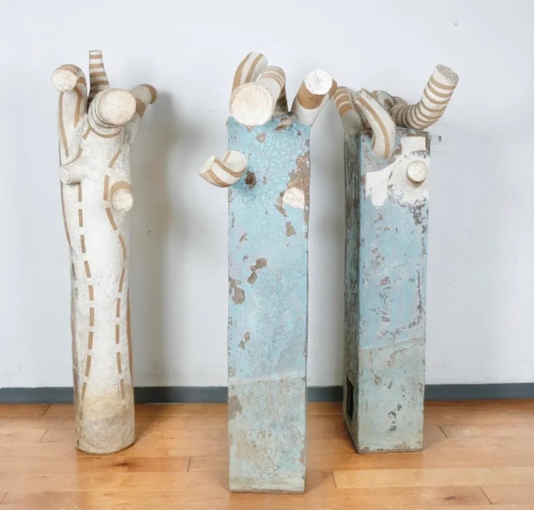 Large Concrete Vintage Set of 3 Outdoor Pedestal Decor - 6