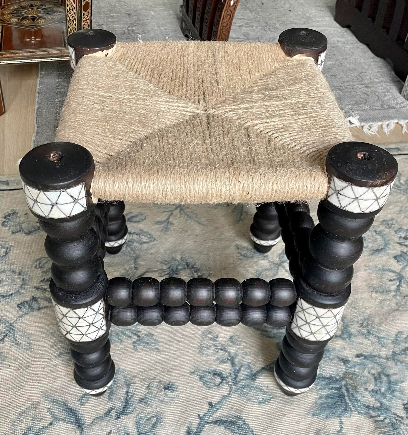 1990s Vintage Mother of Pearl Inlaid Stool - 5