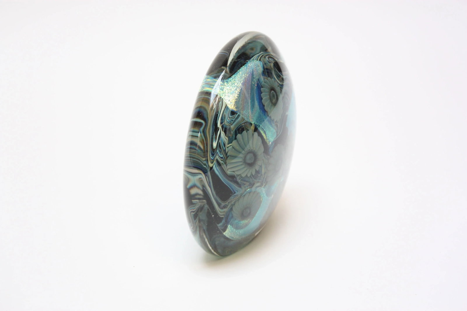 Robert Eickholt Art Glass Floral Paperweight - 3