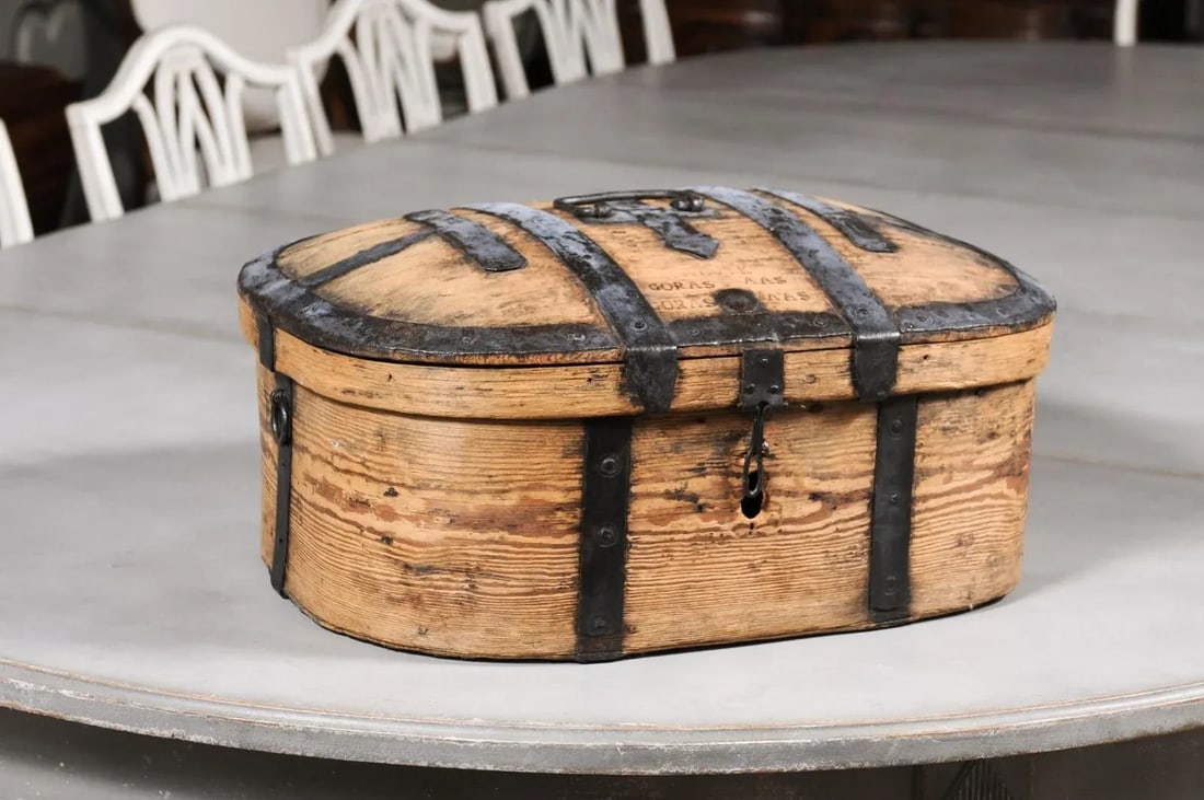 Swedish 1790s Rustic Oval Top Wooden Box with Iron Accents and Distressed Patina - 6