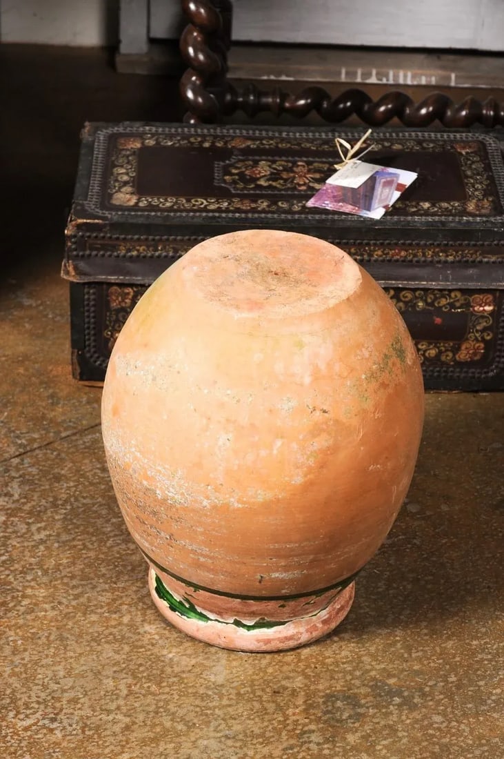 French Provincial Biot Jar with Green Glaze and Rustic Character, 20th Century - 4