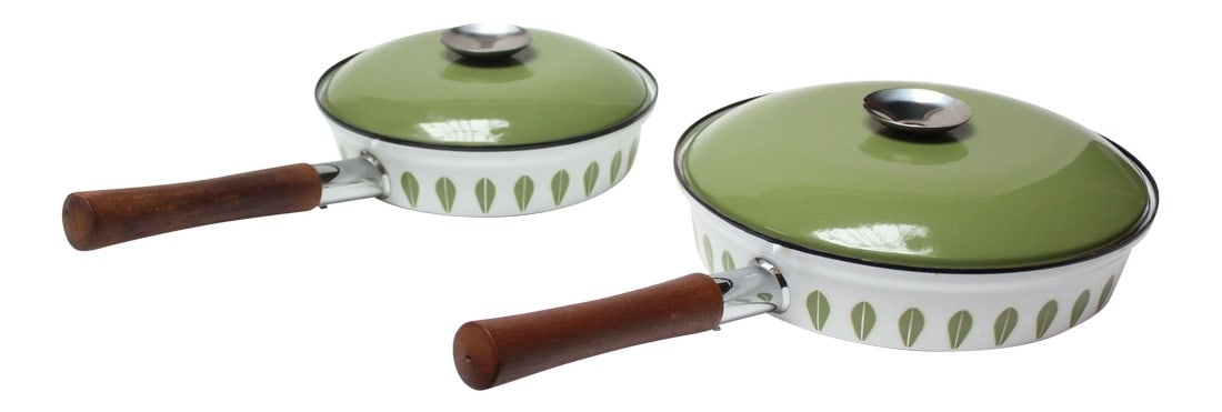 Green Lotus Enamel Lidded Skillets by Cathrineholm - a Pair: Pair of Norwegian Cathrineholm 'Lotus' enamel lidded skillets / frying pans with sculpted teak handles. Slight size difference between the two pans: larger measures: H: 3.5" x L: 17.75" x D: 10.75"