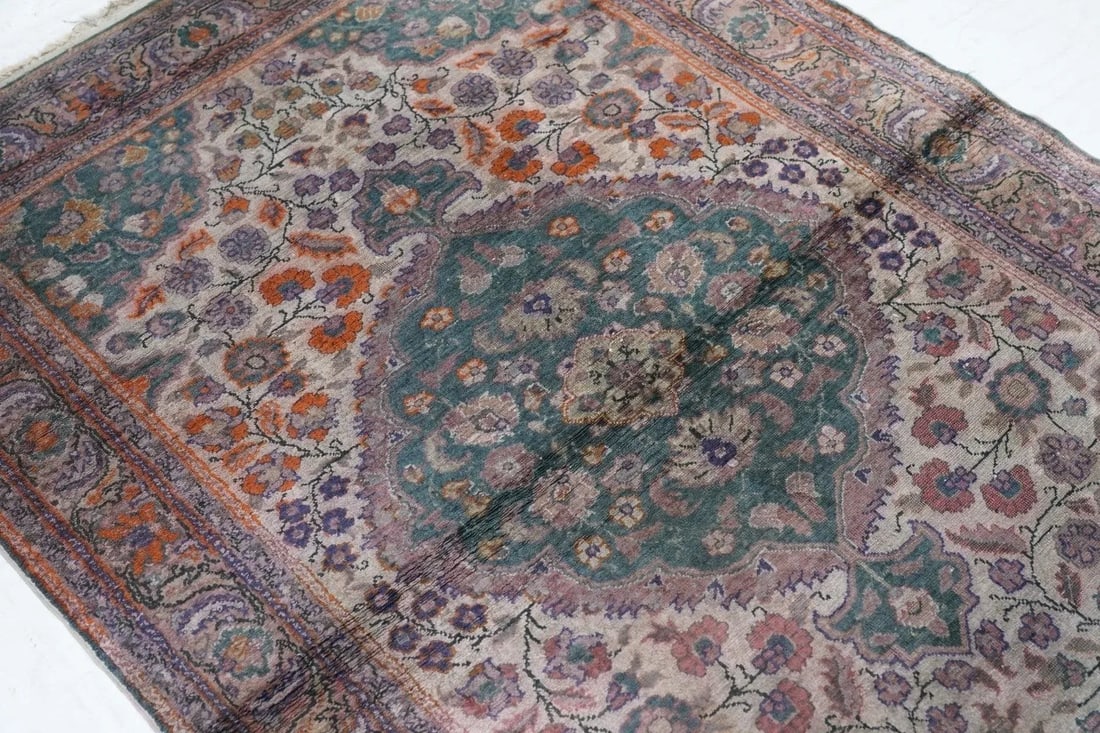 Vintage Sivas Rug 4' x 6' - 6