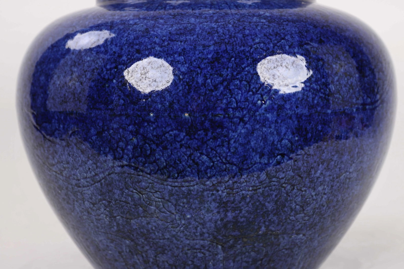 Early 20th-Century Chinese Cobalt-Blue-Glazed General Jar - 6