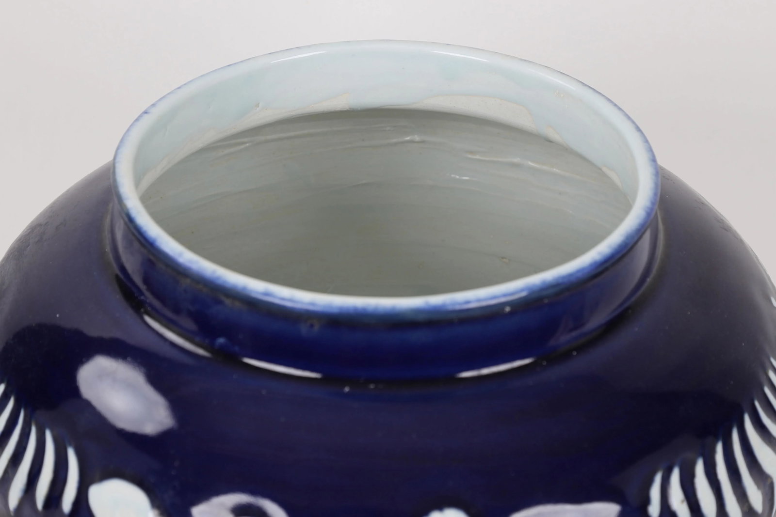 20th Century Chinese Cobalt Blue Glaze With Carved White Fish & Seaweed Design Jar - 2