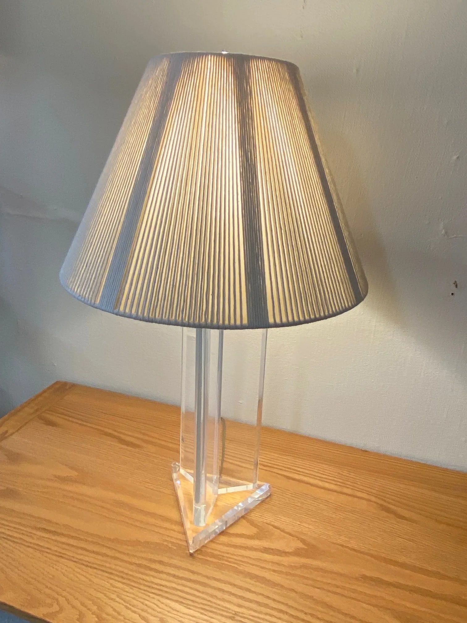 Vintage Lucite Lamp With Original String Shade - 11