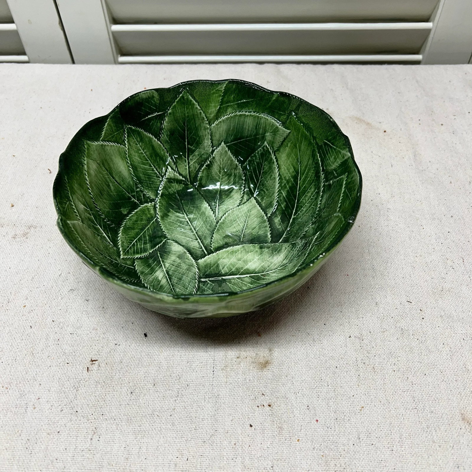 Italian Green Leaf Pattern Bowl - 3