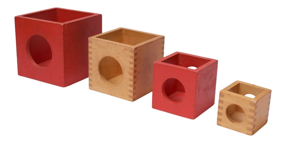 Set of Four Vintage Nesting Cubes by Creative Playthings of Finland (1 of 13)