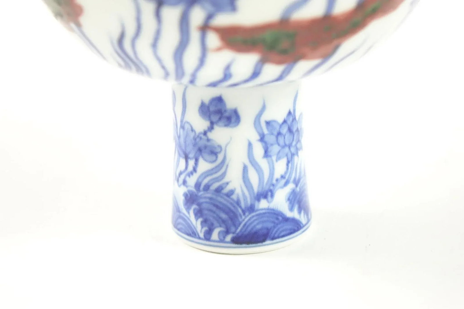 17th Century Fine Ming Dynasty Porcelain Bowl With Marking Inside the Vase - 3