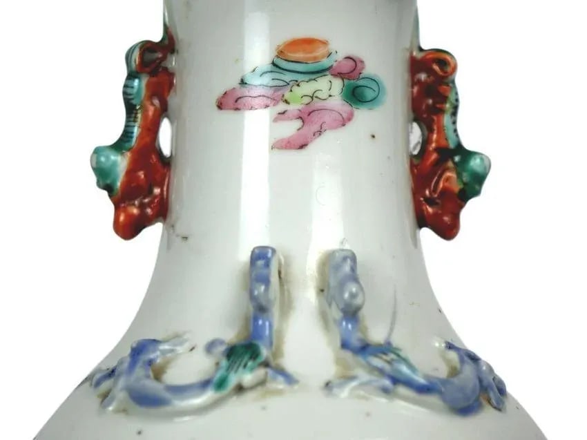 Antique Chinese Porcelain Vase With Marking on the Bottom 5 - 2