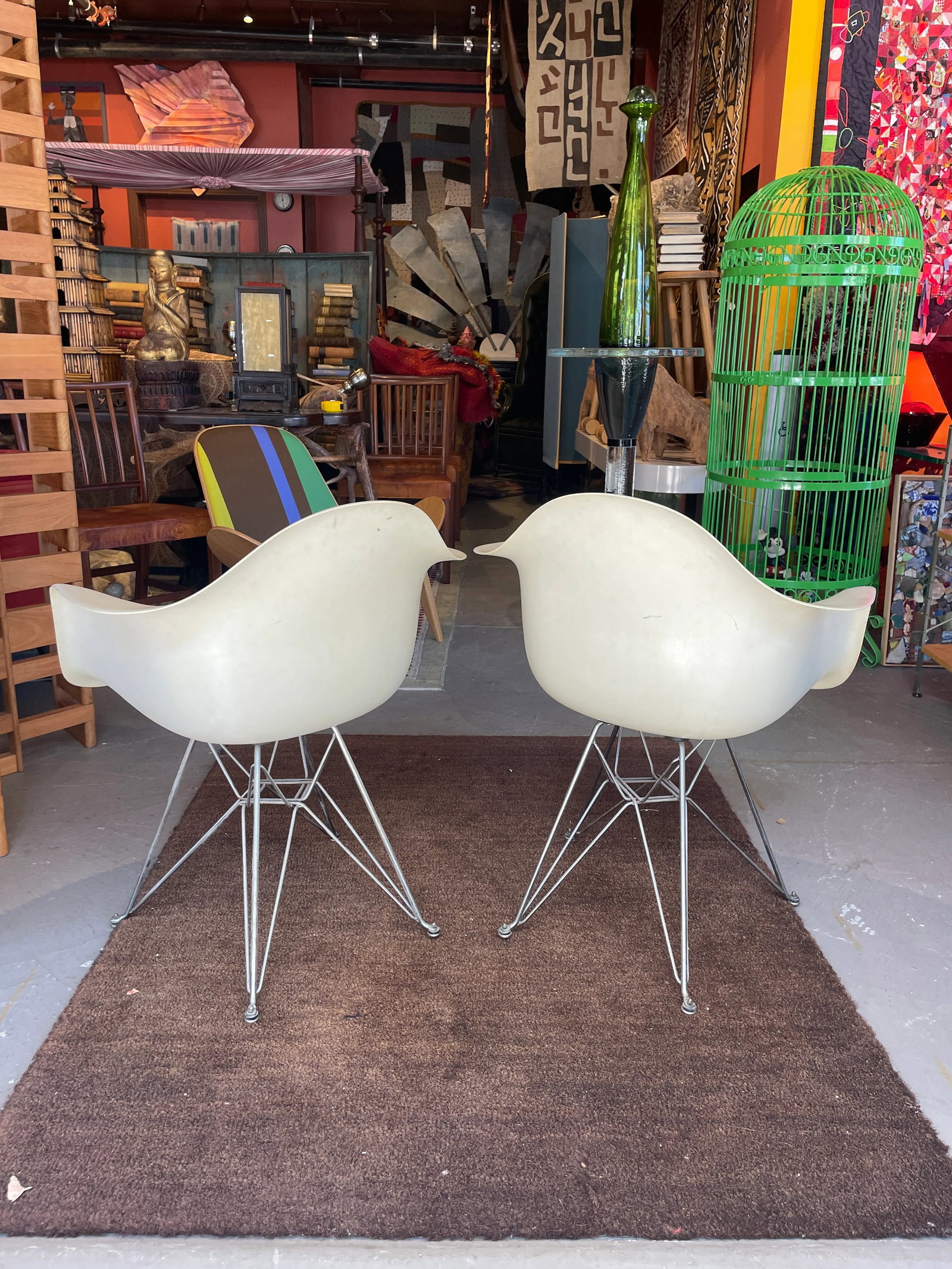 Pair of Eames Eiffel Chairs - 4