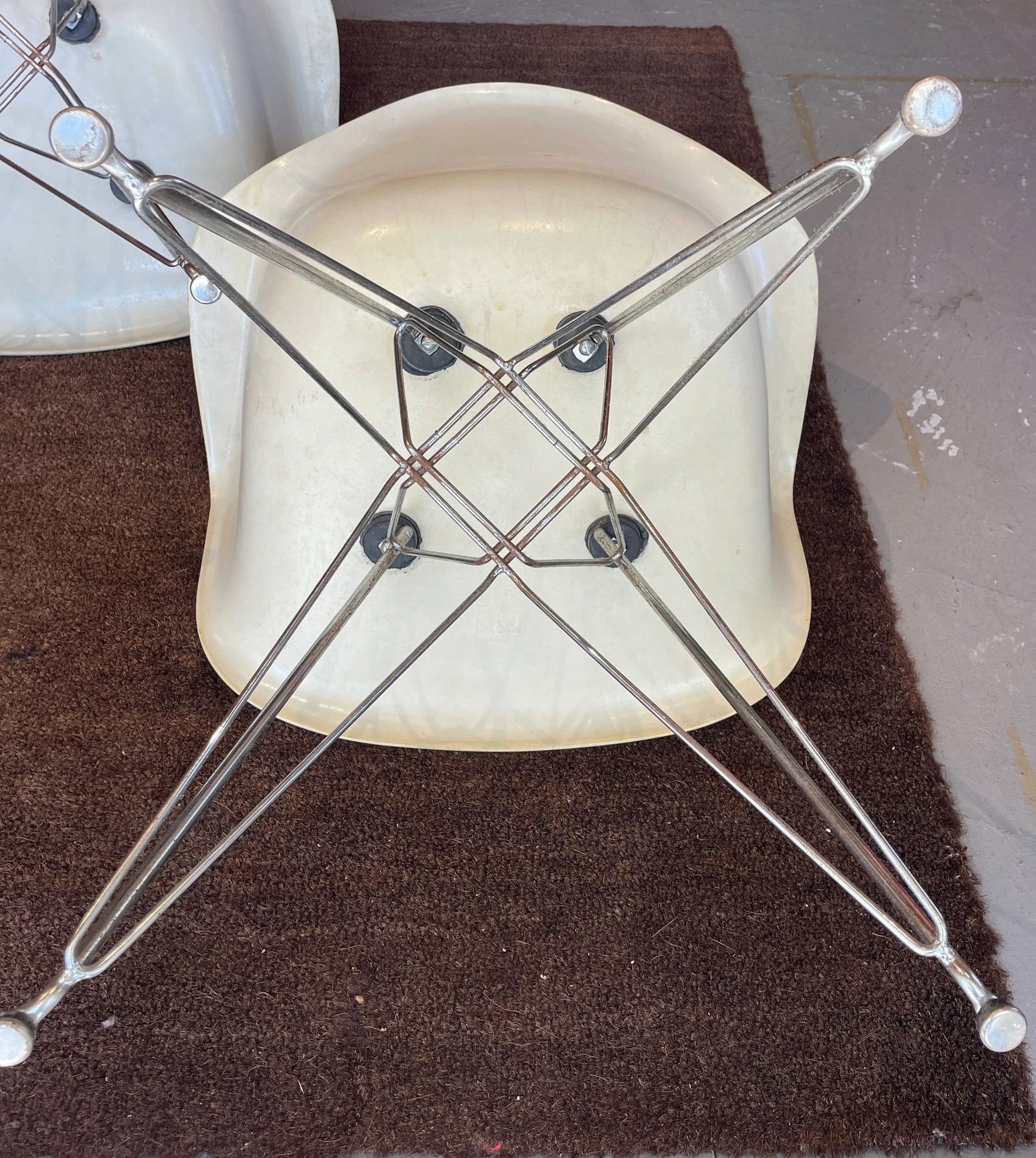 Pair of Eames Eiffel Chairs - 6
