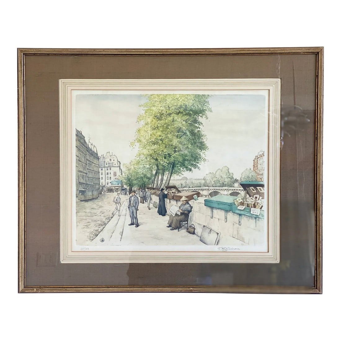 Mid 20th Century Booksellers on the Seinne Wall Art Print: Capture the charm of Paris with this antique-inspired wall art print featuring the iconic booksellers along the Seine. Printed on luxurious silk matte paper and framed with elegant wood, this piece is