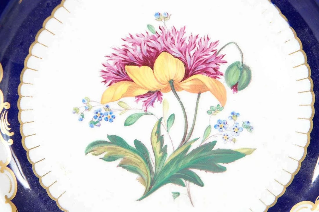 Similar Ridgway Porcelain Service Plates - a Pair - 7