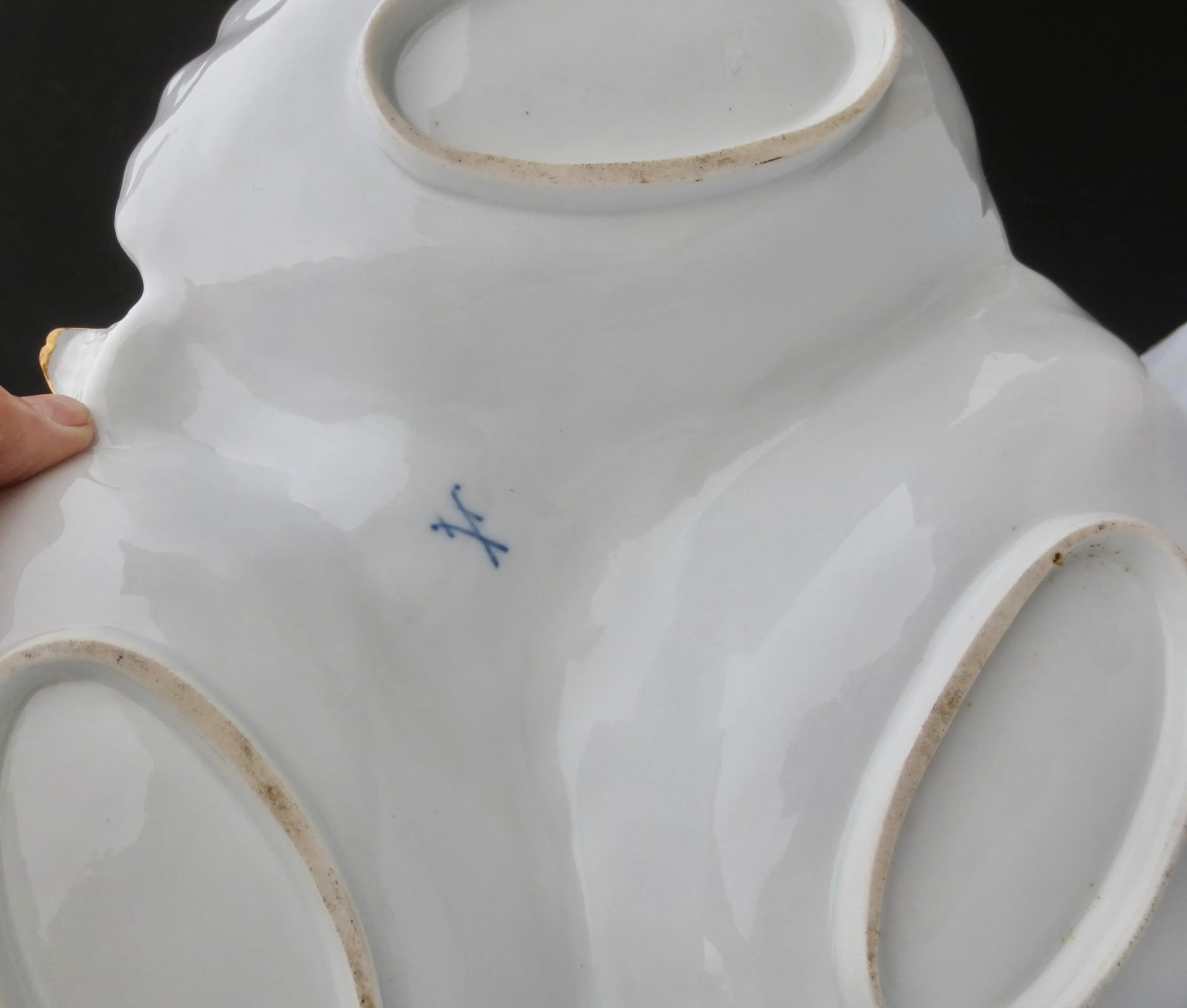 Scattered Flowers by Meissen Three Part Serving Bowl Mid-Century - 5