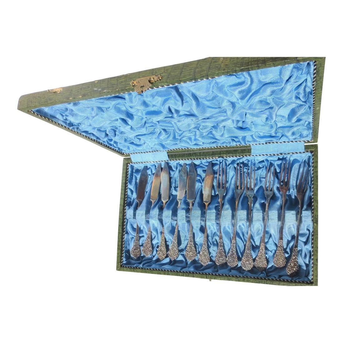 Vintage Boxed Set of Desert Forks and Knives 800 Silver -Set of 12: 800 Silver Dessert set of 6 forks and 6 knives. Designed in an Art Brut style with a dense sketchy twist on a baroque form. Smart update to modernize the formal service set. Smaller and finer