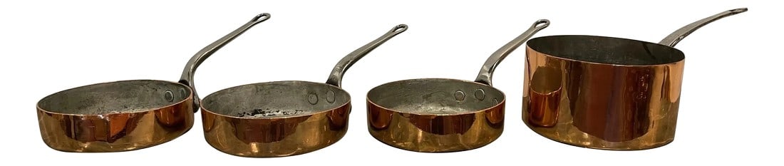 French Four Copper Pots in Different Sizes, 19th Century - Set of 4: Set of French Four Copper Pots in Different Sizes, 19th Century. Professionally cleaned and polished in France. A light coat of lacquer was added. Diameter Dimensions 8", 8", 8.5", 9" Condition: