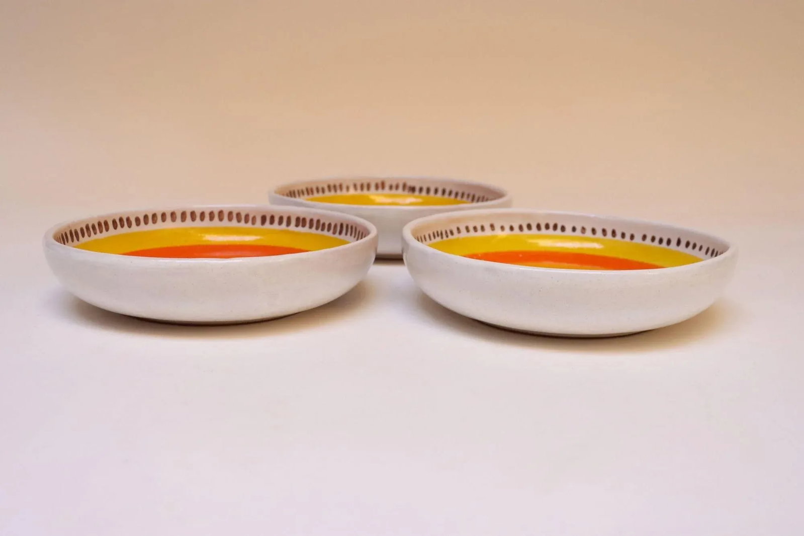 Set of Three Hand Painted Vintage Italian Ceramic Decorative Bowls by De Simone - 2
